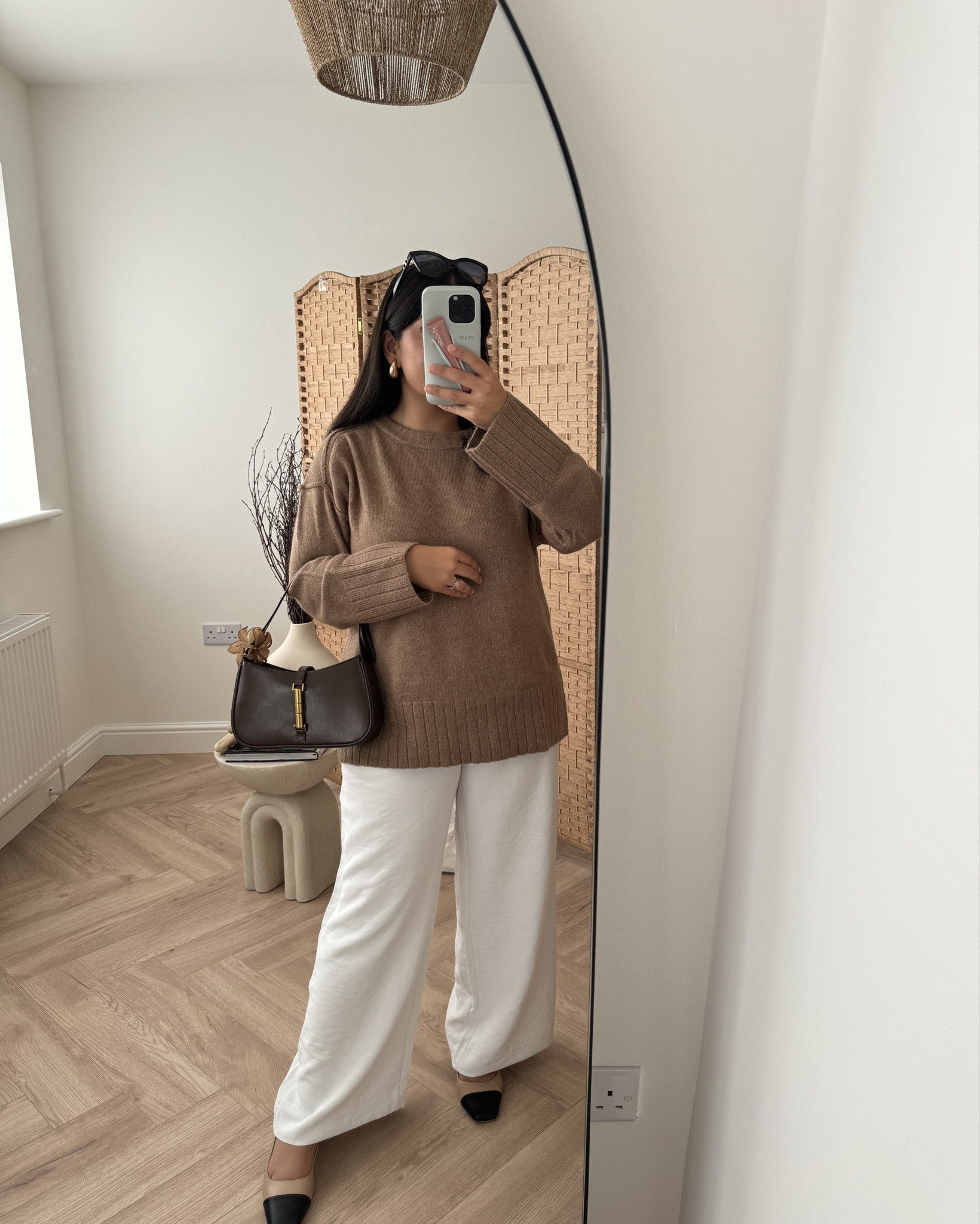 autumn outfits consists is cosy jumpers and tailored trousers!
I've worn this jumper and pair of trousers numerous times over the last few weeks!The trousers were definitely worth the ££

W28 short in the Abercrombie Fitch trousers 
Size 10 in the jumper 
Shoes are from carvela but are old 


#LTKwinter #LTKautumn #LTKmodest
