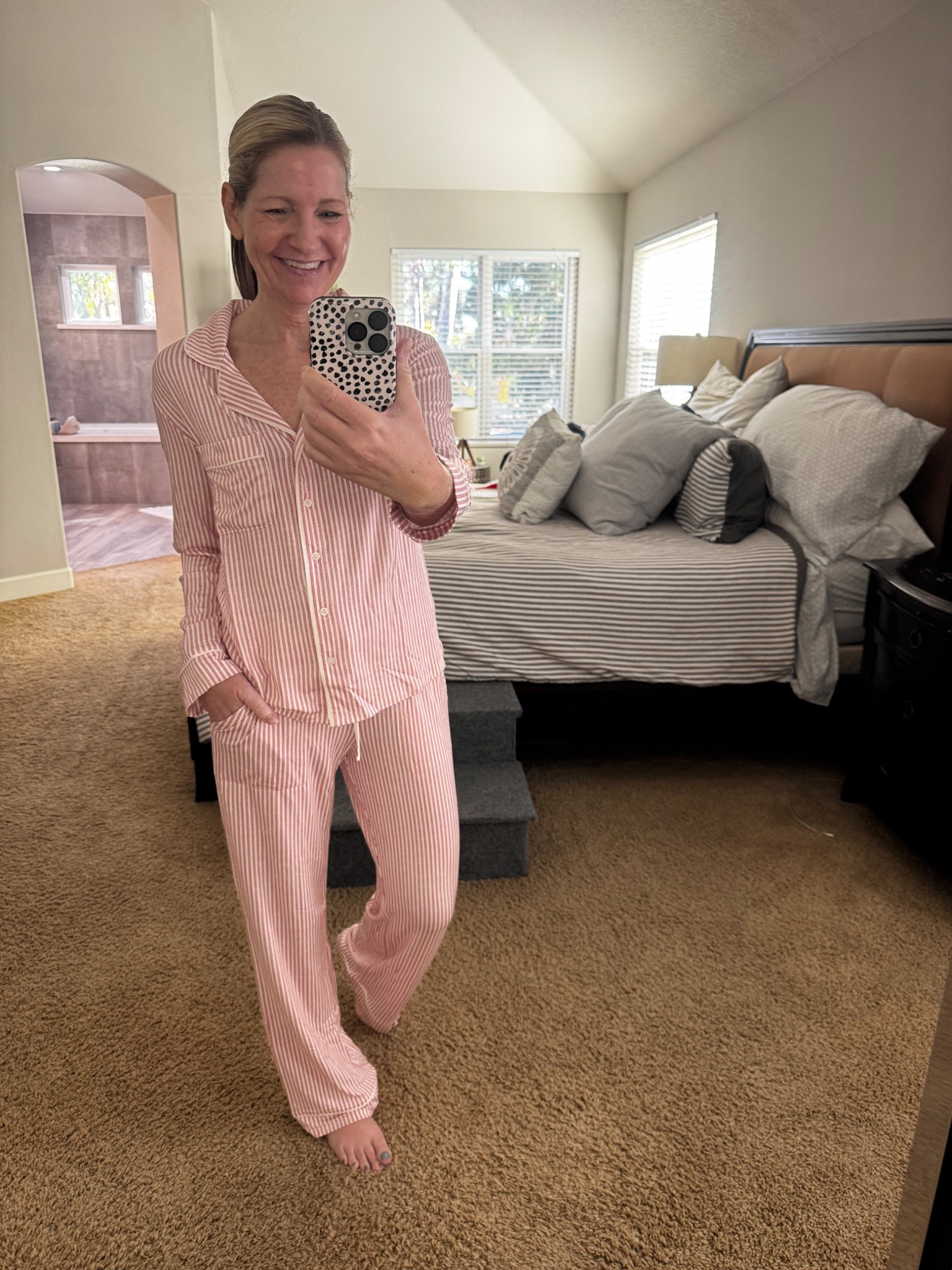Target pajamas are on sale for 30% off through Saturday. They have some great holiday ones like this striped pair that also come in options for Valentine’s Day. 

#LTKHoliday #LTKSaleAlert #LTKGiftGuide