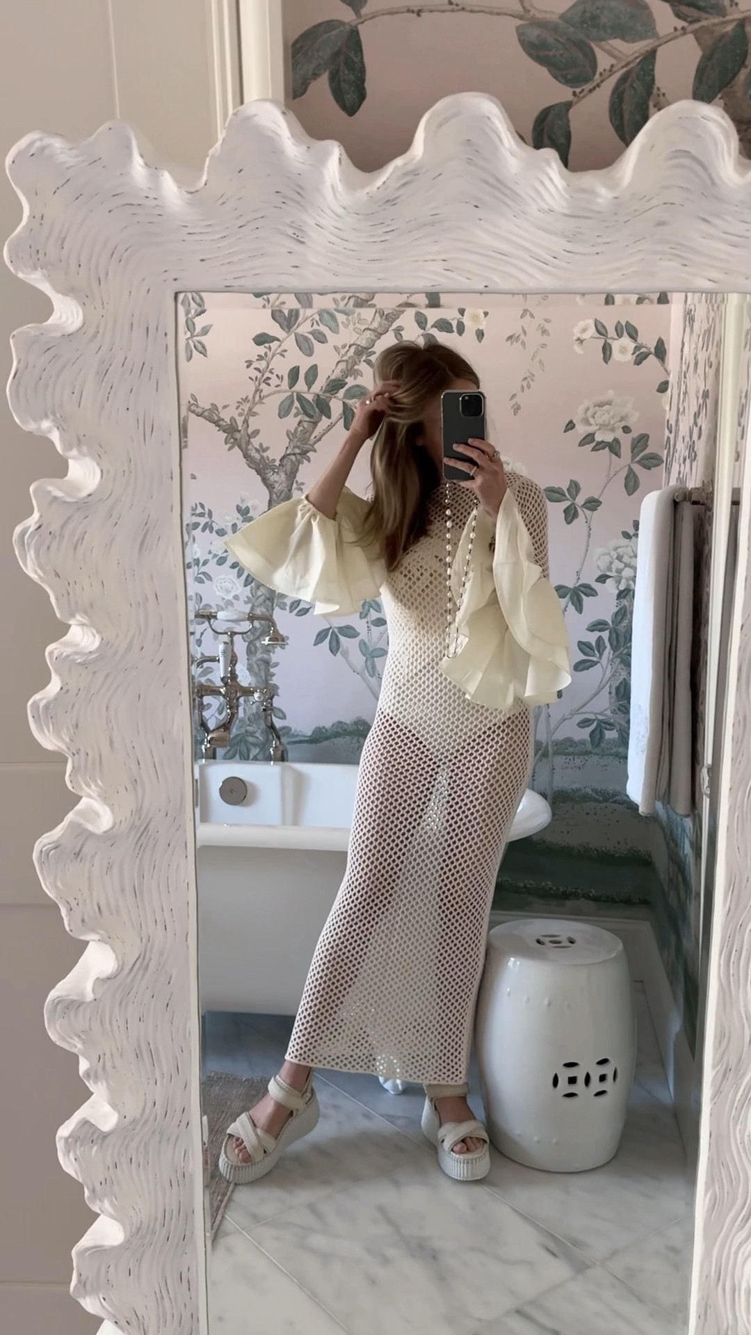 Giving you all the finds for spring break 👀

🤍 The best sandals that work poolside to party (a take on the popular sneakers but taller, so the first time I’ve liked them)
🤍 Chic cover ups and pareos 
🤍 Suits (my fancy) - fancy suits are my go-to lately because I feel so much more confident 
🤍 This amazing dress that is easy! Works from travel day into to tinis 

@Saks #SaksPartner #Saks 
@Shop.LTK #liketkit liketk.it/xx

#LTKswim #LTKVideo #LTKstyletip