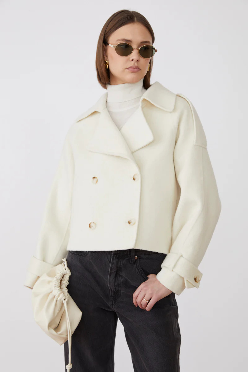 CAUDAL COAT 50% WOOL | Jovonna London