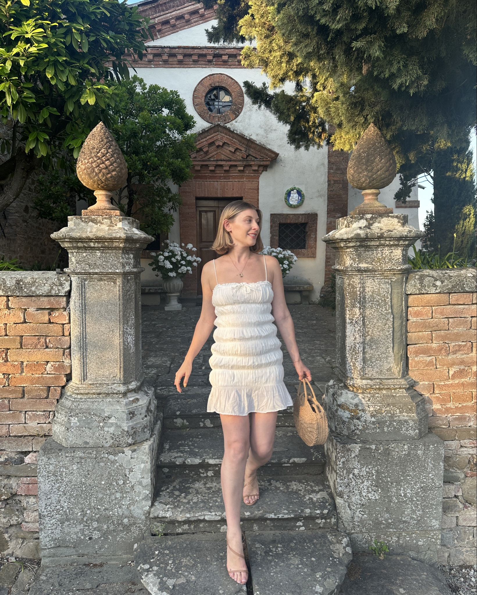 A little white dress for summer #littlewhitedress #summerdress #summerstyle