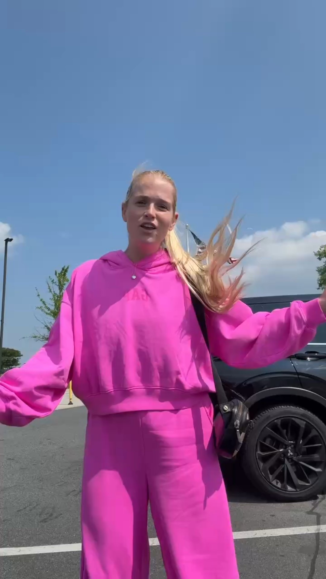 one thing about me is i’m gonna be in a comfy set! the season don’t matter! this set from gap comes in soooo many cute colors 🤩

#LTKStyleTip #LTKTravel