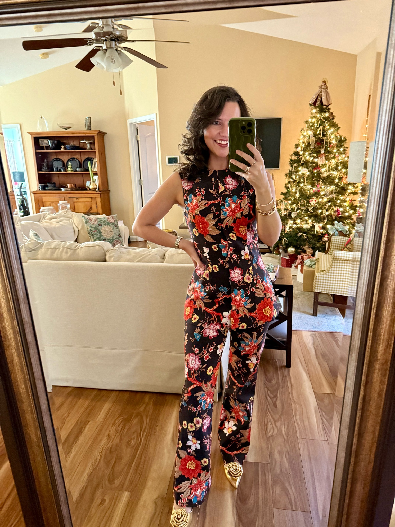 Christmas party fit
Holiday look 
Festive fit 

#LTKSeasonal #LTKfindsunder100