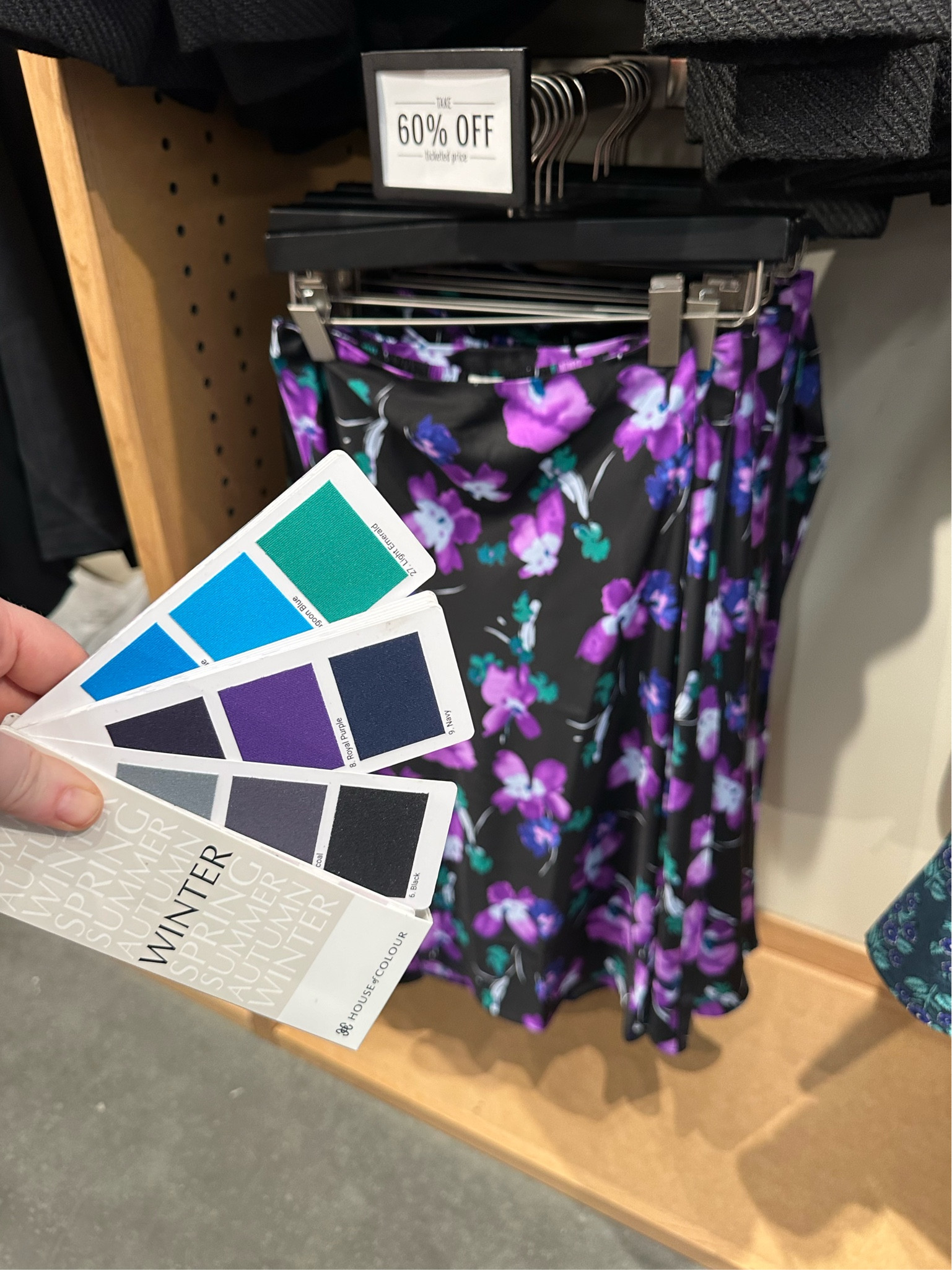 This skirt is stunning. Gorgeous colors for #hocwinter 