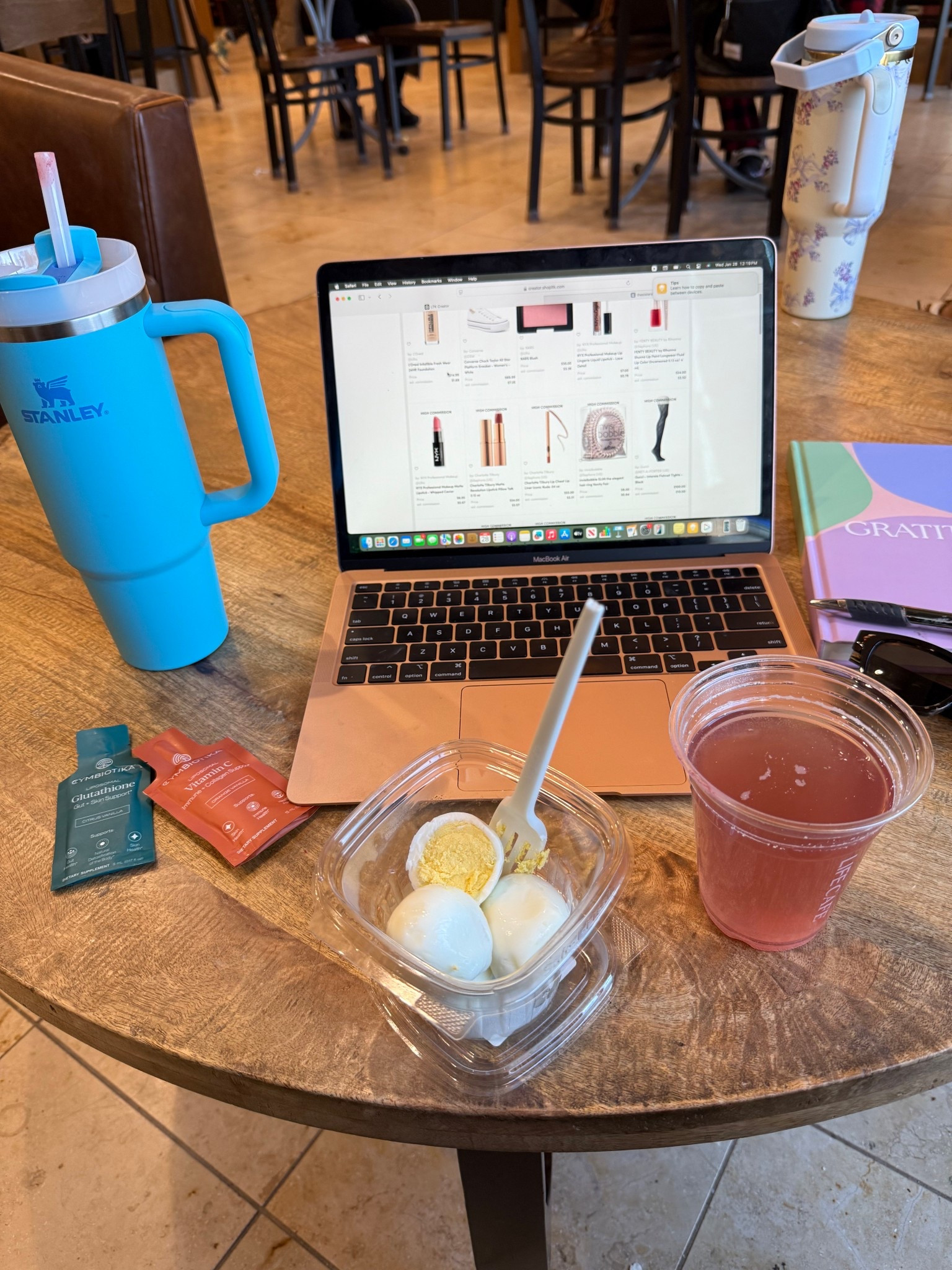 Happy march 1st let’s take care of our health 

#LTKfitnessgoals #LTKselfcare #LTKBeauty