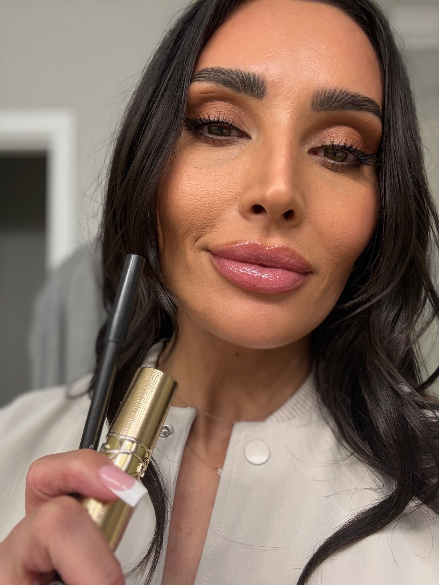 💋OTD 
YSL #22 shimmery pink 
Mac Cork liner 

#LTKootd #LTKgrwm #LTKBeauty