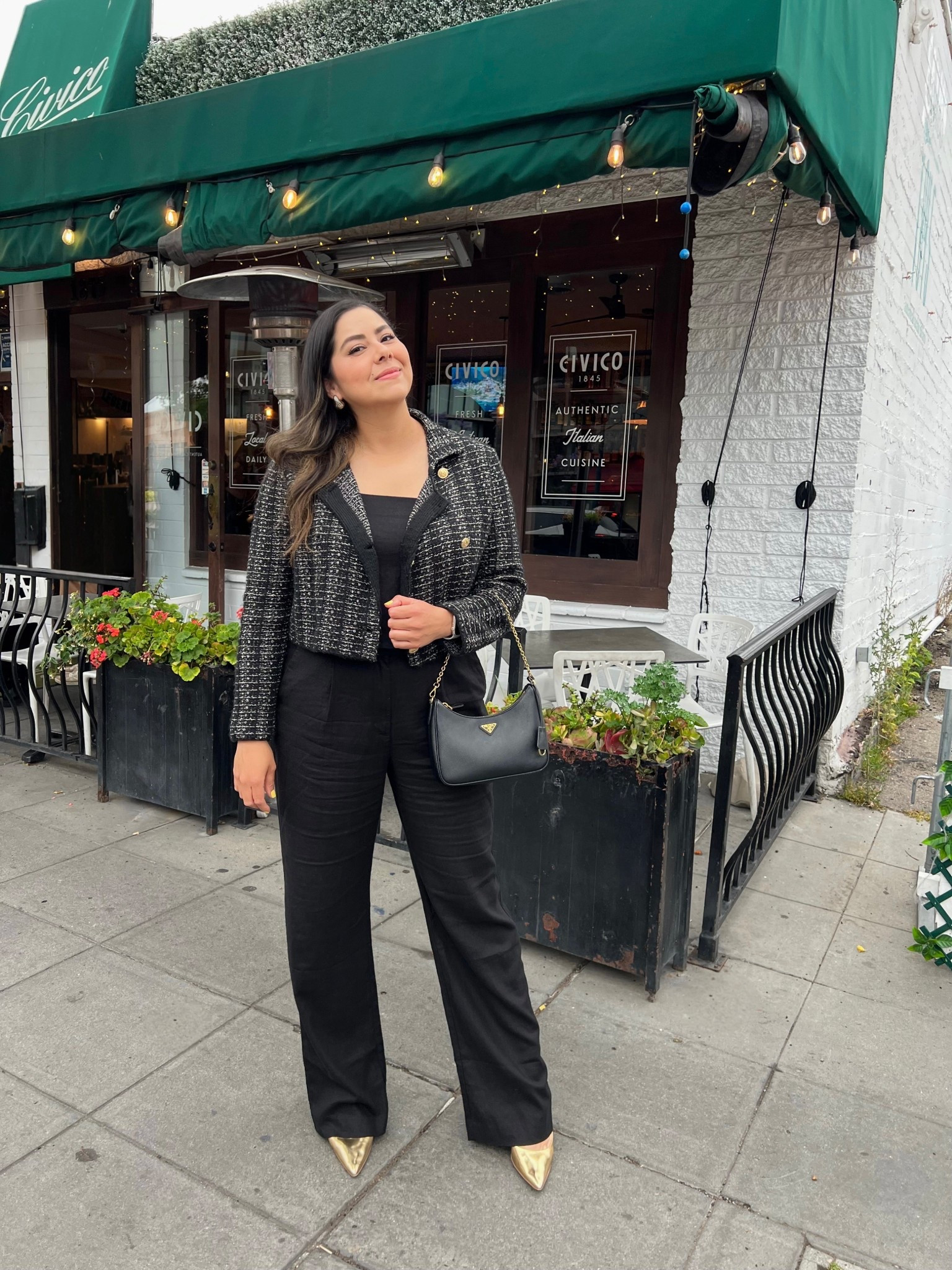 Chic Outfit for a dinner datee

#LTKootd #LTKValentine #LTKOver40