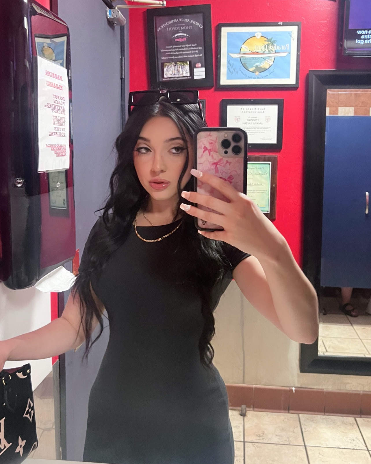 Perfect dress for a night out - the back is open and it's so comfy! Use the link for a discount 🖤 