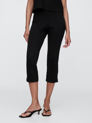 Mid Rise Pintuck Ponte Capri Pants | Gap Factory