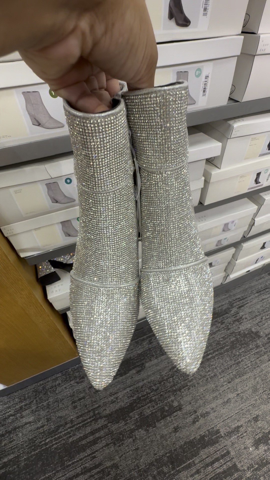 New Years Eve outfit essentials 
 🥂🩶🤍👢

#LTKShoeCrush #LTKSeasonal #LTKParties