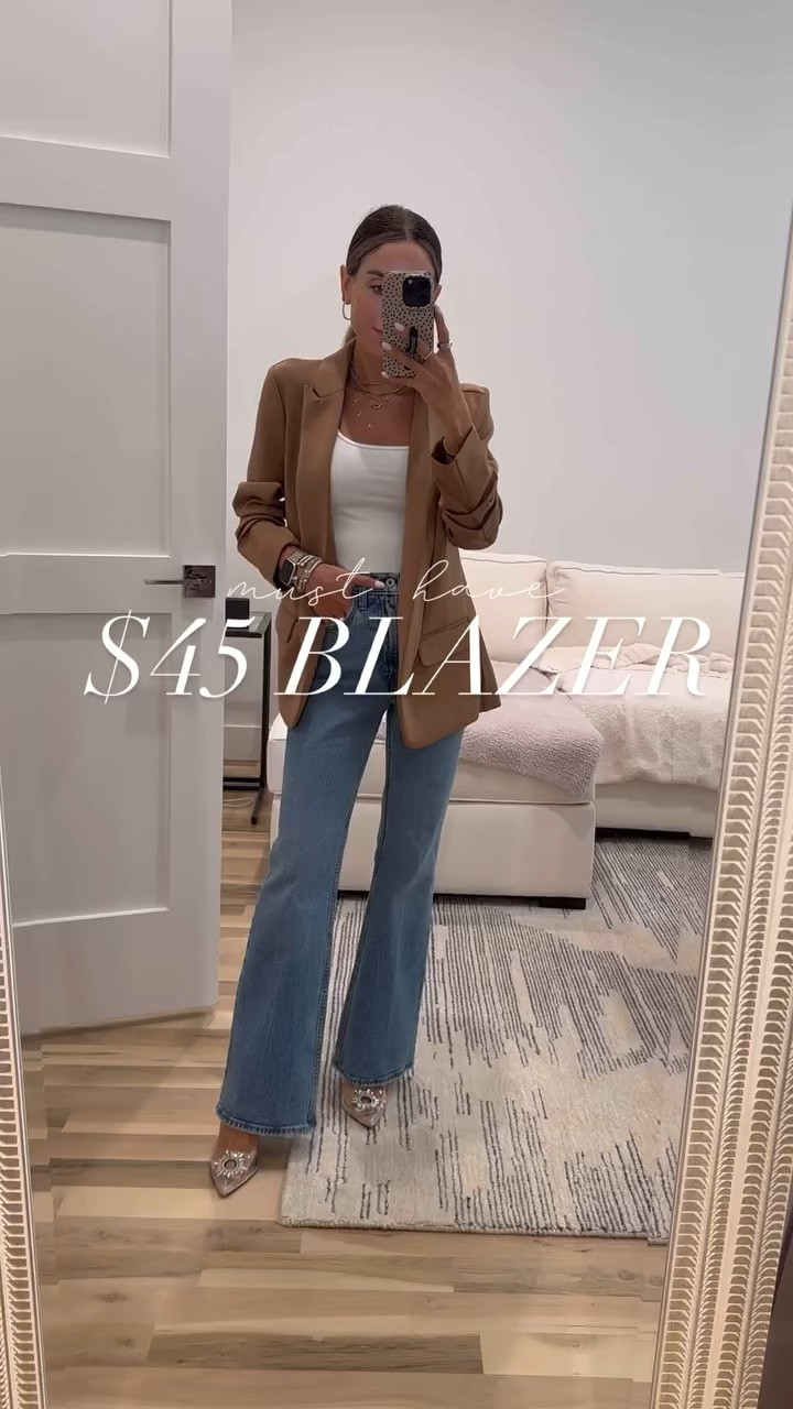 $45 blazer so comfy and stretchy and can be styled multiple ways 

#LTKSaleAlert #LTKFindsUnder100 #LTKFindsUnder50