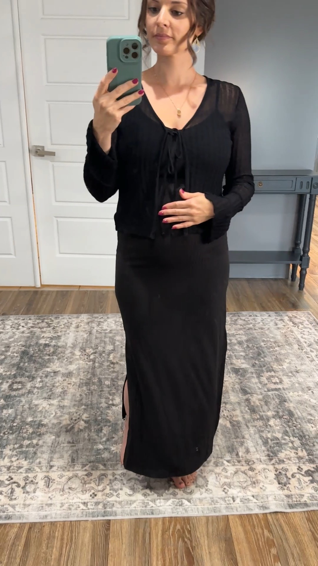 Perfect maternity date night outfit
I am 5’3
34DDD chest 
And wearing a medium in everything 