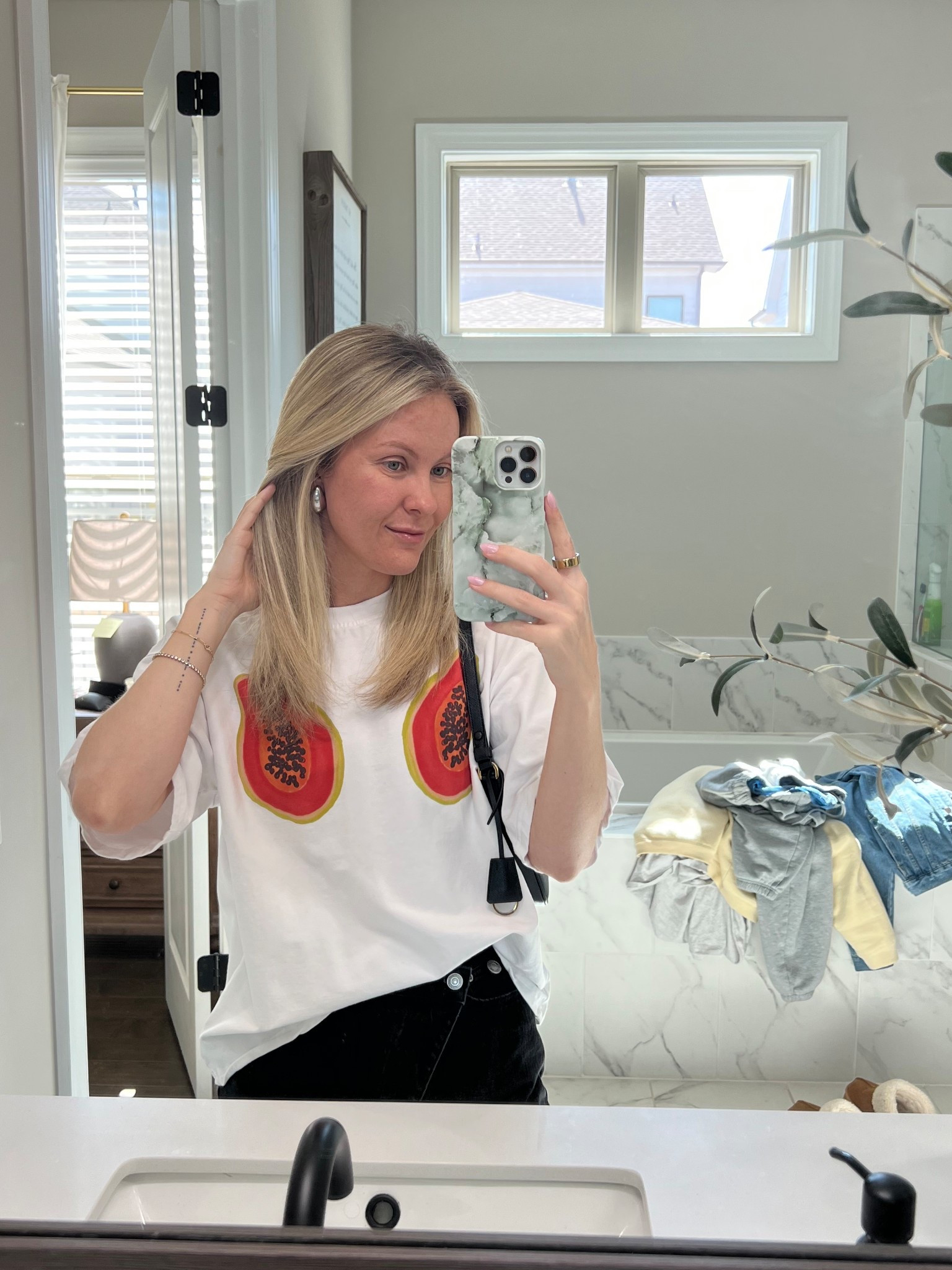 mai tai tee 🍹

wearing size xsmall 

#LTKFindsUnder100 #LTKSeasonal