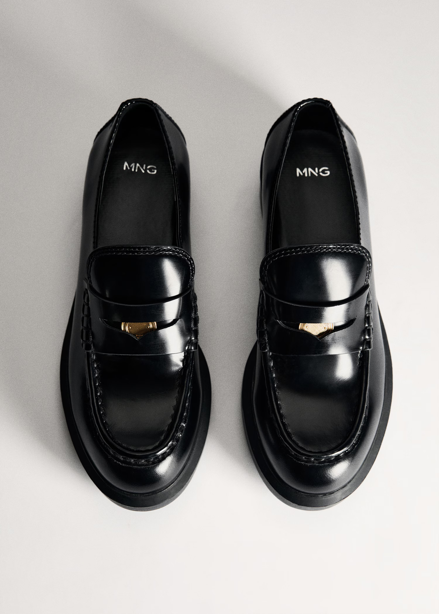 Leather loafers with metallic detail - Women | MANGO USA | Mango (US/MX/AU)