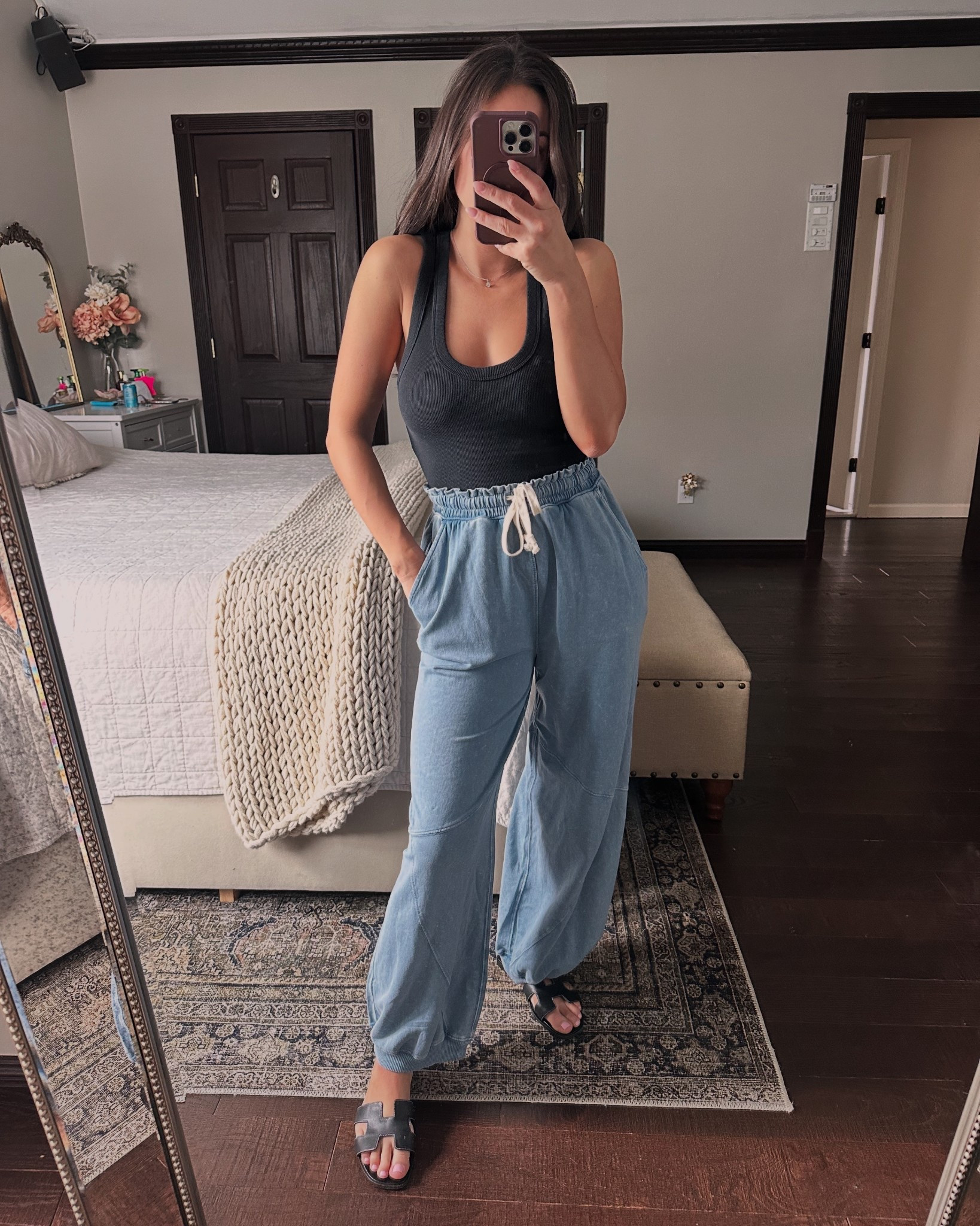 Aerie Baggy Barrel Pant!
Wearing an XS
Size small in AF tank

#LTKFindsUnder100 #LTKSaleAlert #LTKFindsUnder50