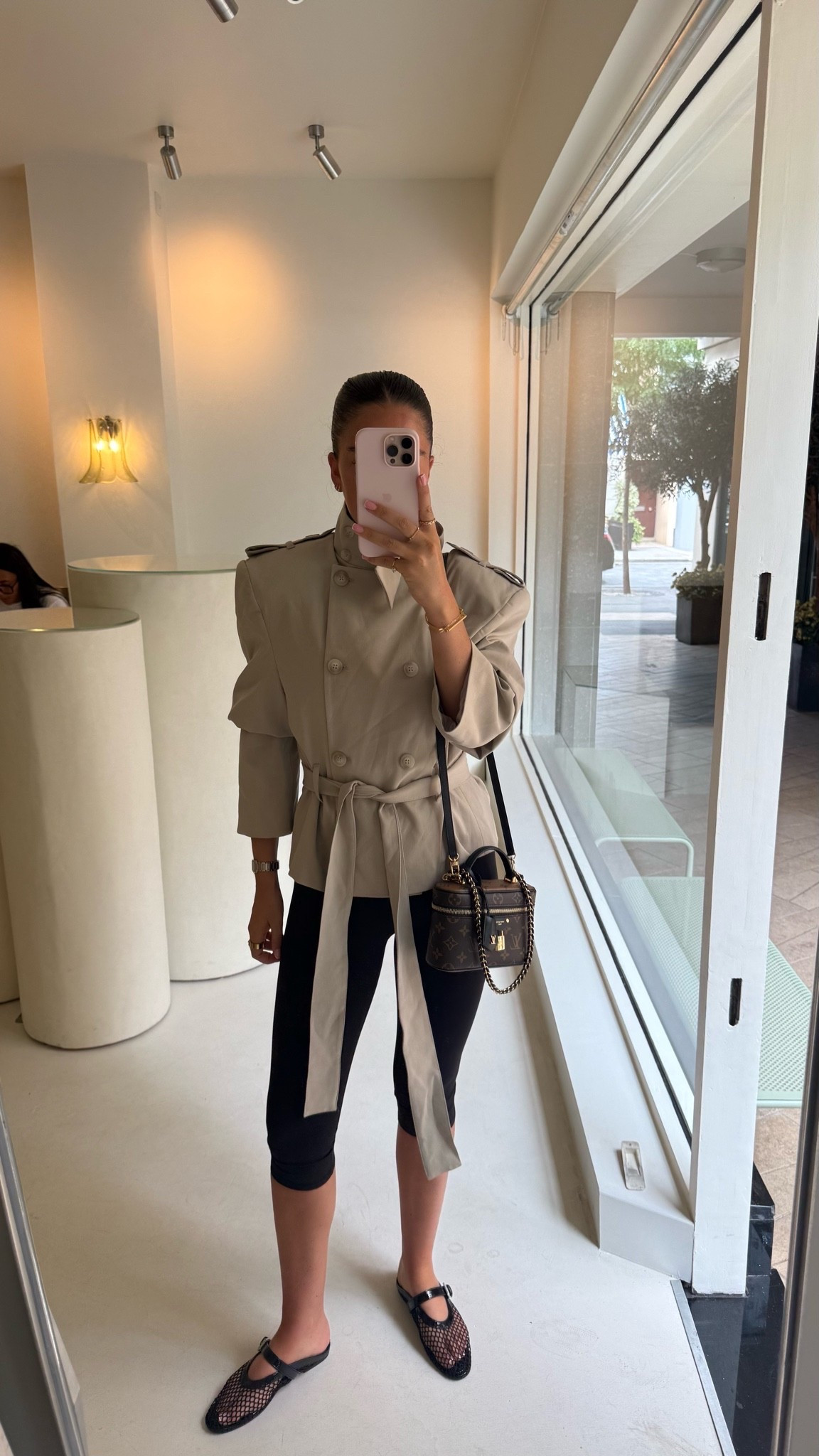 Everyday wear - trench coat - Capri - chic - autumn

#LTKsummer #LTKautumn #LTKstyletip
