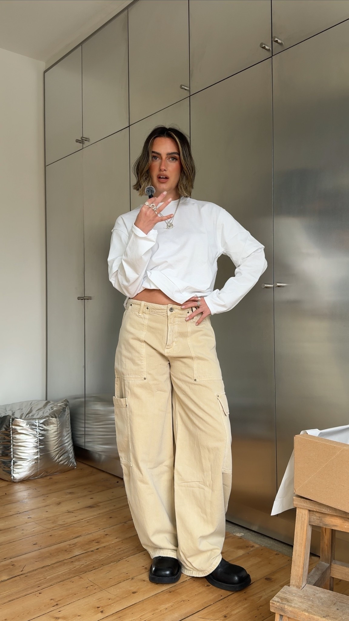 White tshirt, long sleeve tshirt, cargo jeans, beige jeans, Zara outfit 

#LTKuk #LTKspring #LTKjeans