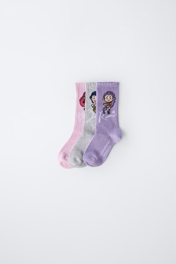 THREE-PACK OF KPOP DEMON HUNTERS™ NETFLIX © MID-CALF SOCKS | Zara US