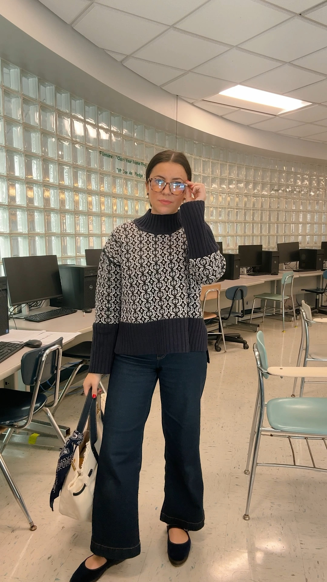 Teacher outfit of the day 💙