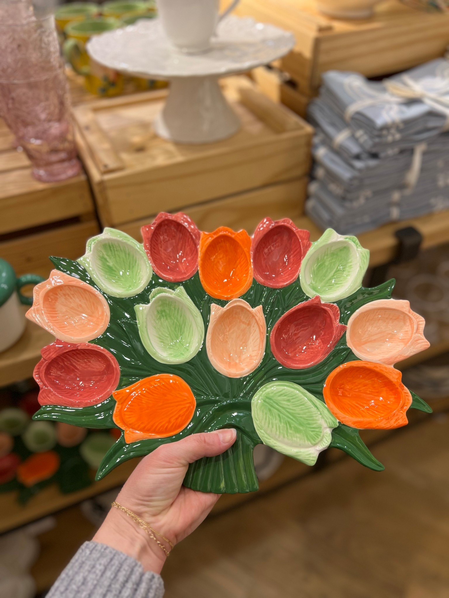 a tulip egg tray is exactly how I want to welcome spring! 😍 🌷 🥚 

obsessed with this from anthro! 

Egg Tray, Spring, Easter, Easter Eggs, Spring Kitchen, Easter Dishes, Anthropologie, Anthropologie Home

#LTKSeasonal #LTKHome