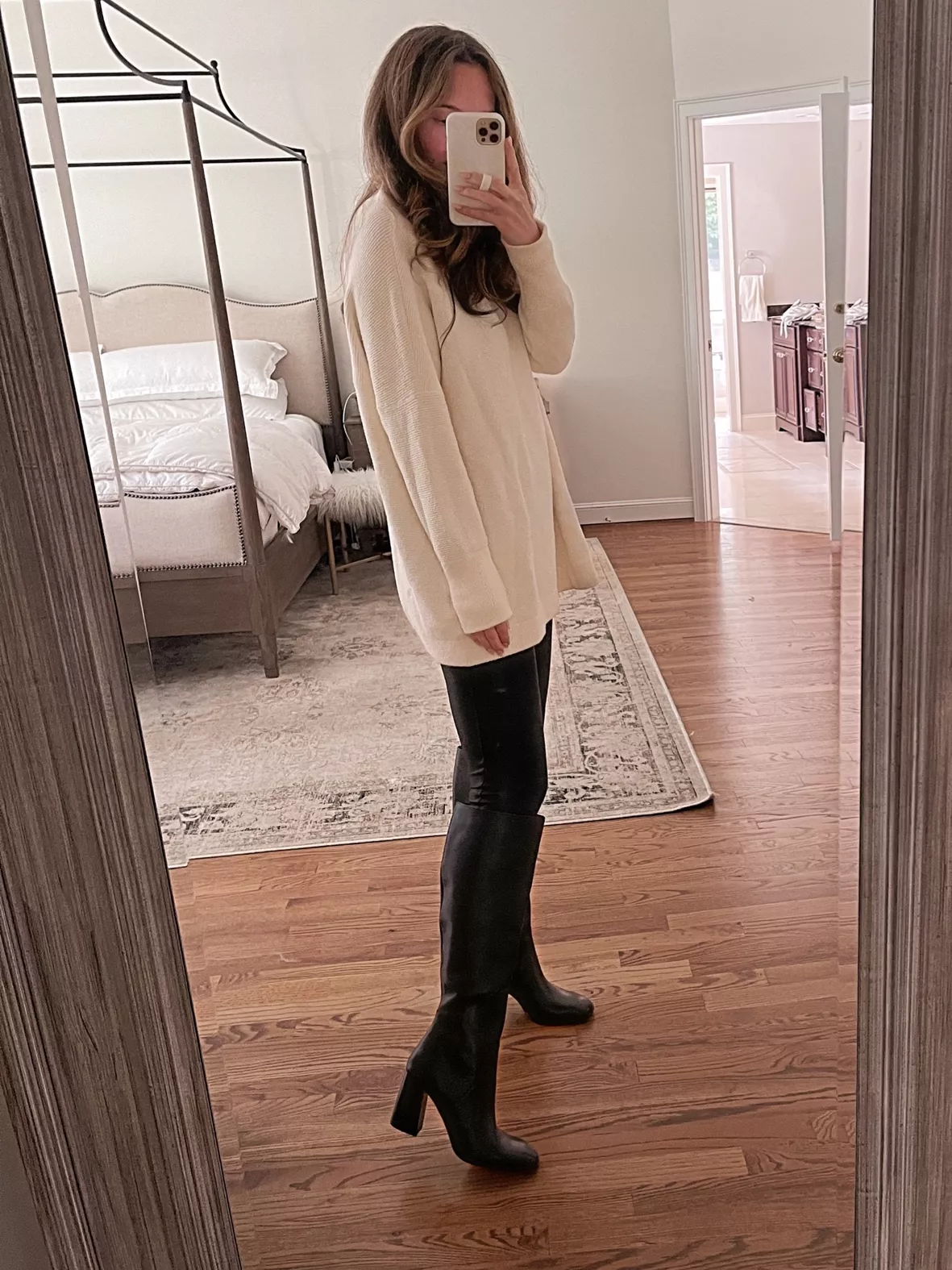 Dark Brown Leggings with Brown Knee High Boots Outfits (2 ideas