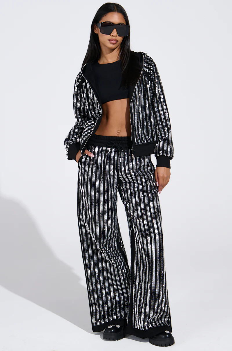 SPARKLE QUEEN WIDE LEG JOGGER | AKIRA