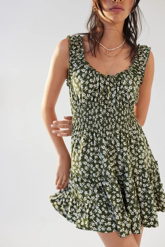 UO Lizzy Smocked Floral Mini Dress | Urban Outfitters (US and RoW)