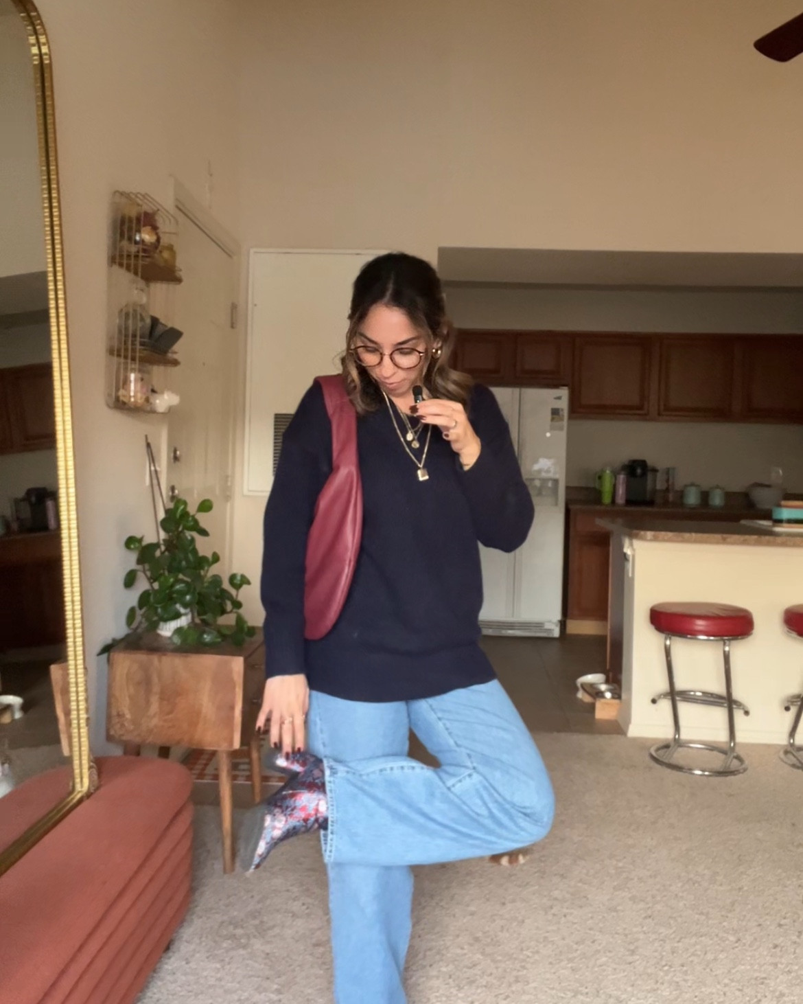 My take on the “oversized” trend 🍂🍁✨

Couldn’t find the exact sweater but linked a very similar one as well as the necklaces. 

#LTKFindsUnder100 #LTKBeauty #LTKStyleTip