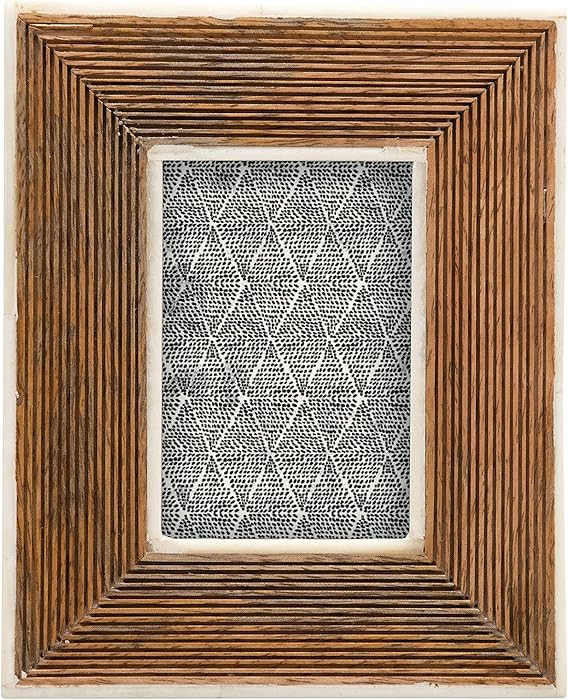 Creative Co-Op Hand-Carved Mango Wood Bone Border & Ribbed Pattern, Natural (Holds 3" x 4" Photo)... | Amazon (CA)