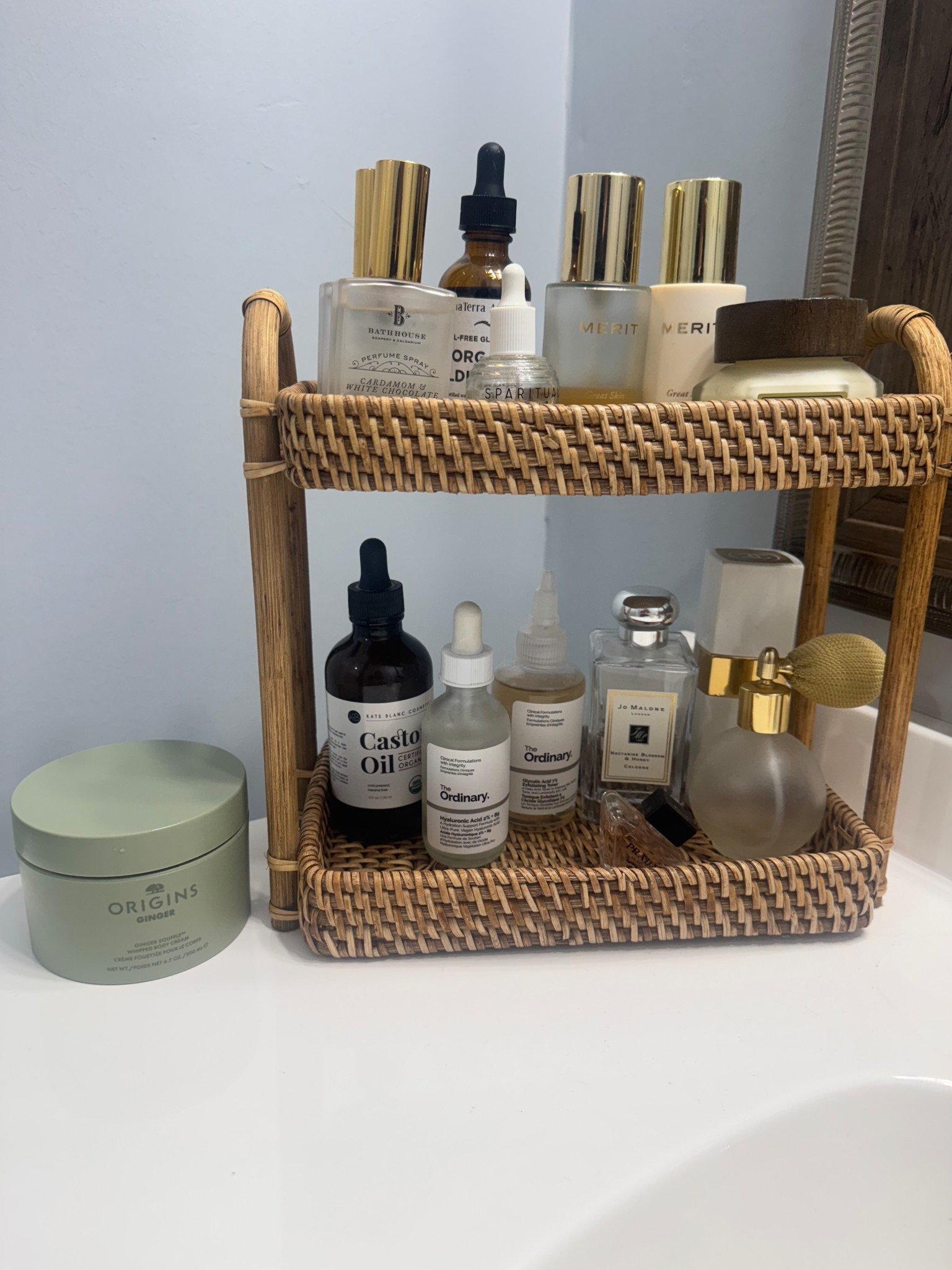 vanity lineup 

#LTKBeauty