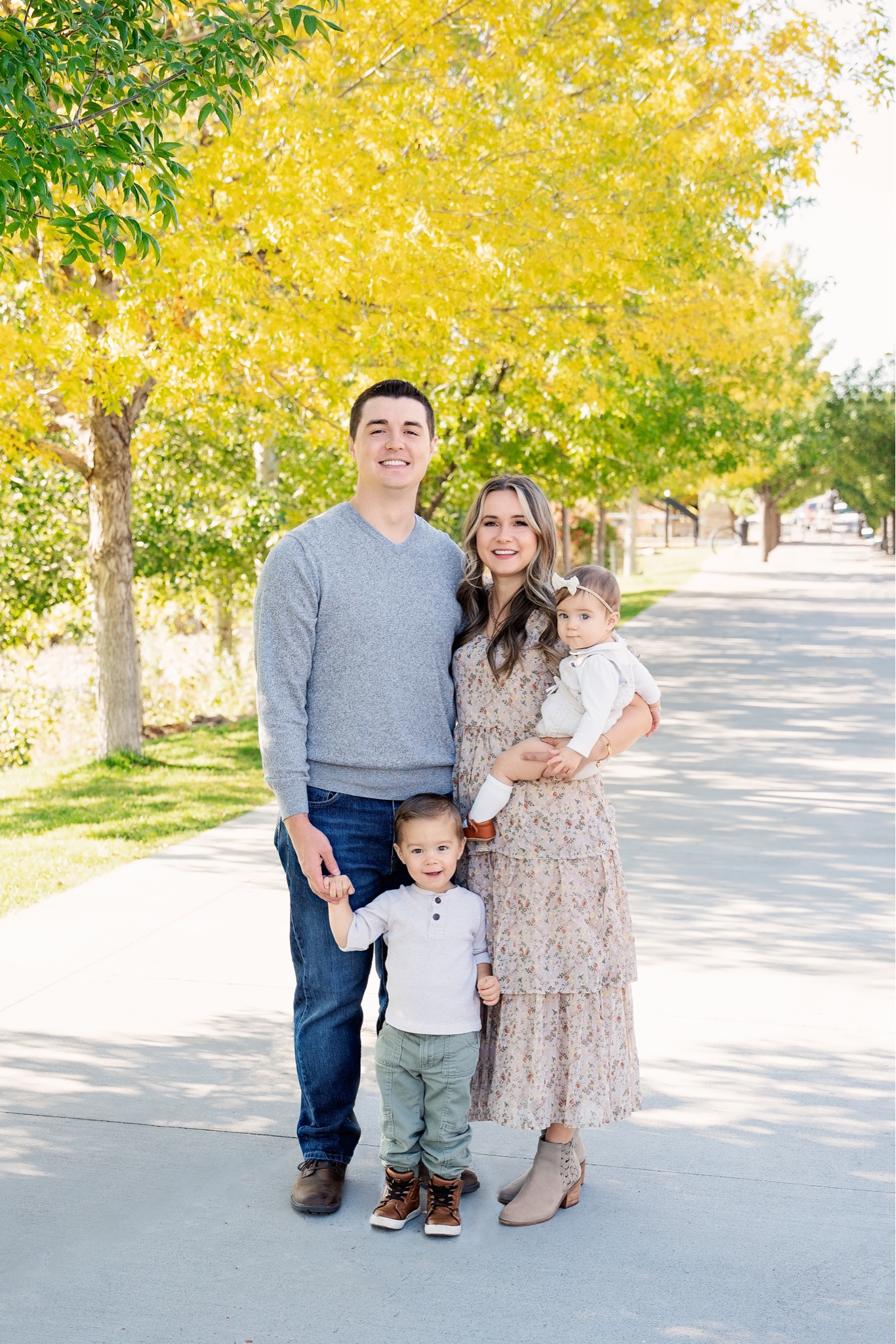 Holiday outfit inspo. Perfect clothes for family pictures. Mixing patterns for family photos. Toddler clothing inspo. Baby girl outfits

#LTKmens #LTKfamily #LTKSeasonal