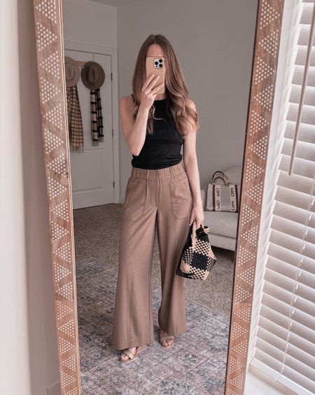 Wide leg pants alert! Pair with a dark tank for the perfect workwear outfit this summer!

#LTKSeasonal #LTKWorkwear #LTKStyleTip