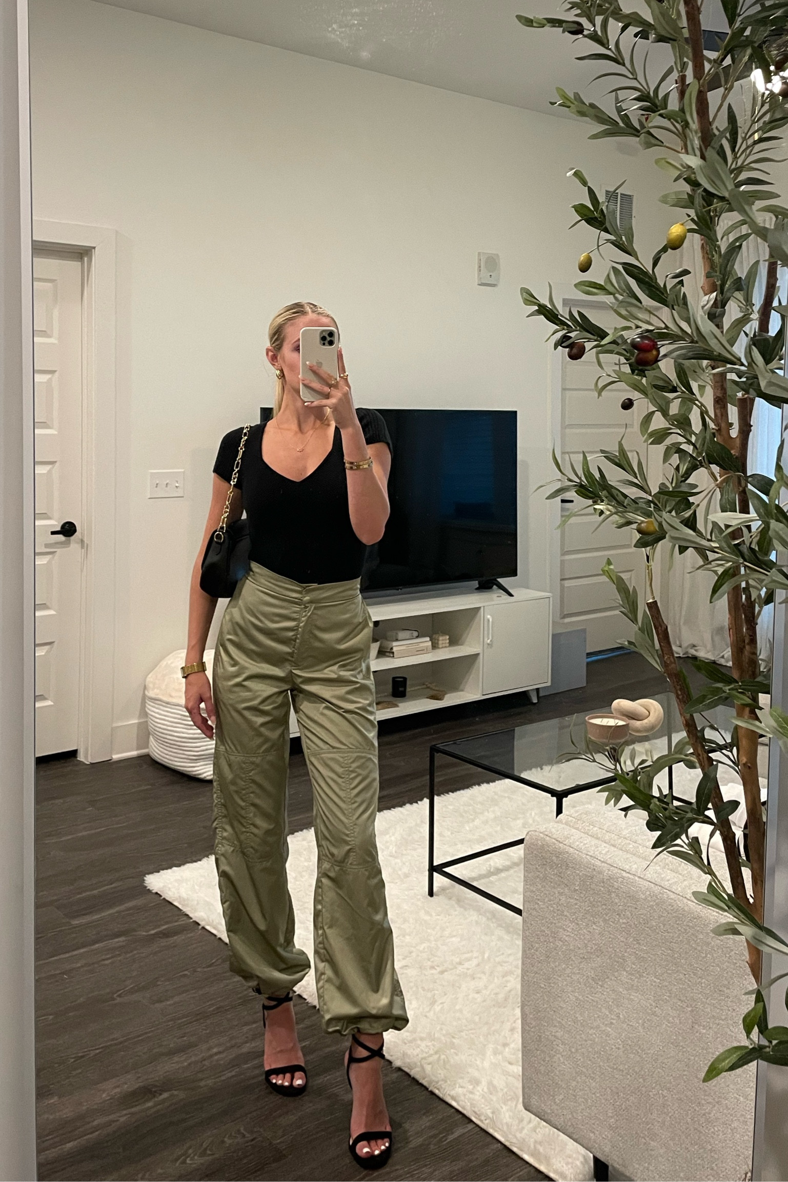 The perfect happy hour fit🍸
Fall Fashion

#LTKparties #LTKshoecrush #LTKstyletip