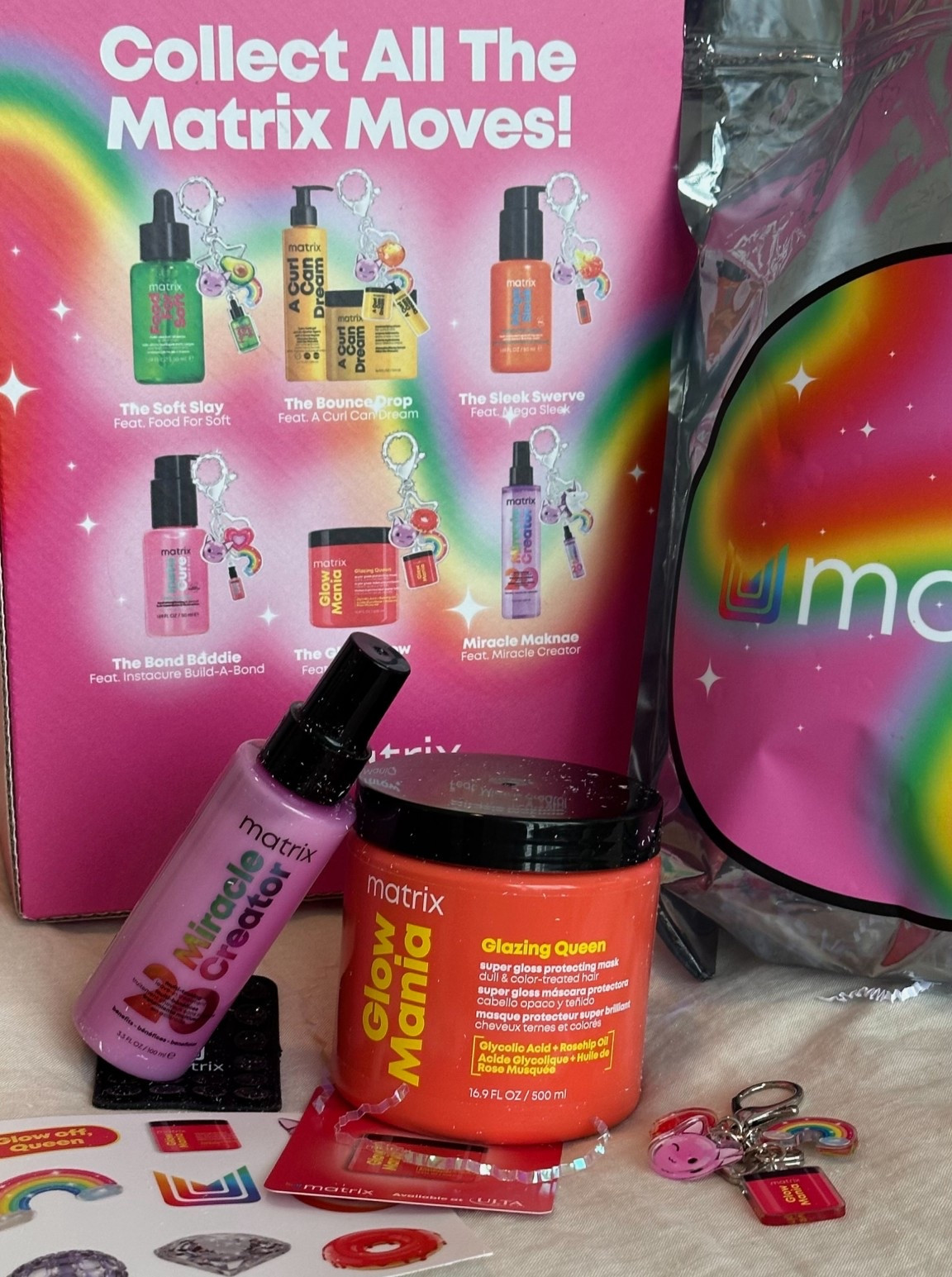 glossy, healthy hair routine ✨
this mask + leave-in spray smooth frizz, add shine, and make hair so soft and manageable #GiftedByMatrix #MatrixMoves

#LTKFestival #LTKselfcare #LTKBeauty