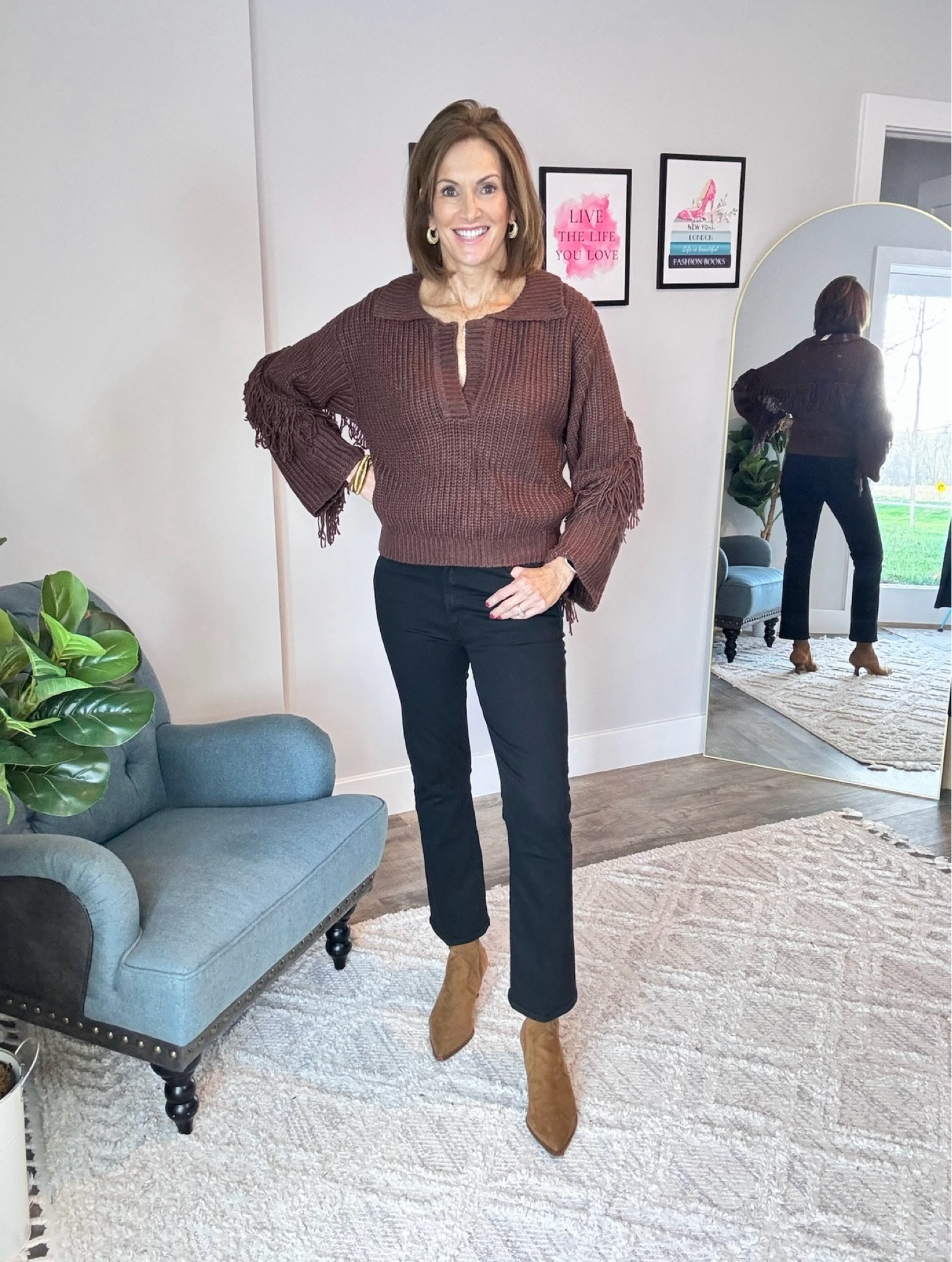 This is the cutest sweater from Anthropologie! Loving this outfit for the fall🤍

Style tips - Outfit inspo - Mom looks - Sweater 

#LTKStyleTip #LTKShoeCrush #LTKSeasonal