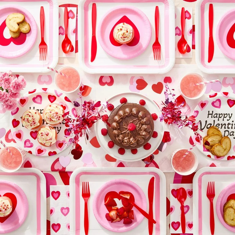 Platos de Papel Desechables, 7", Corazón Rojo y Blanco, 8 Unidades, Día de San Valentín de Way... | Walmart (US)
