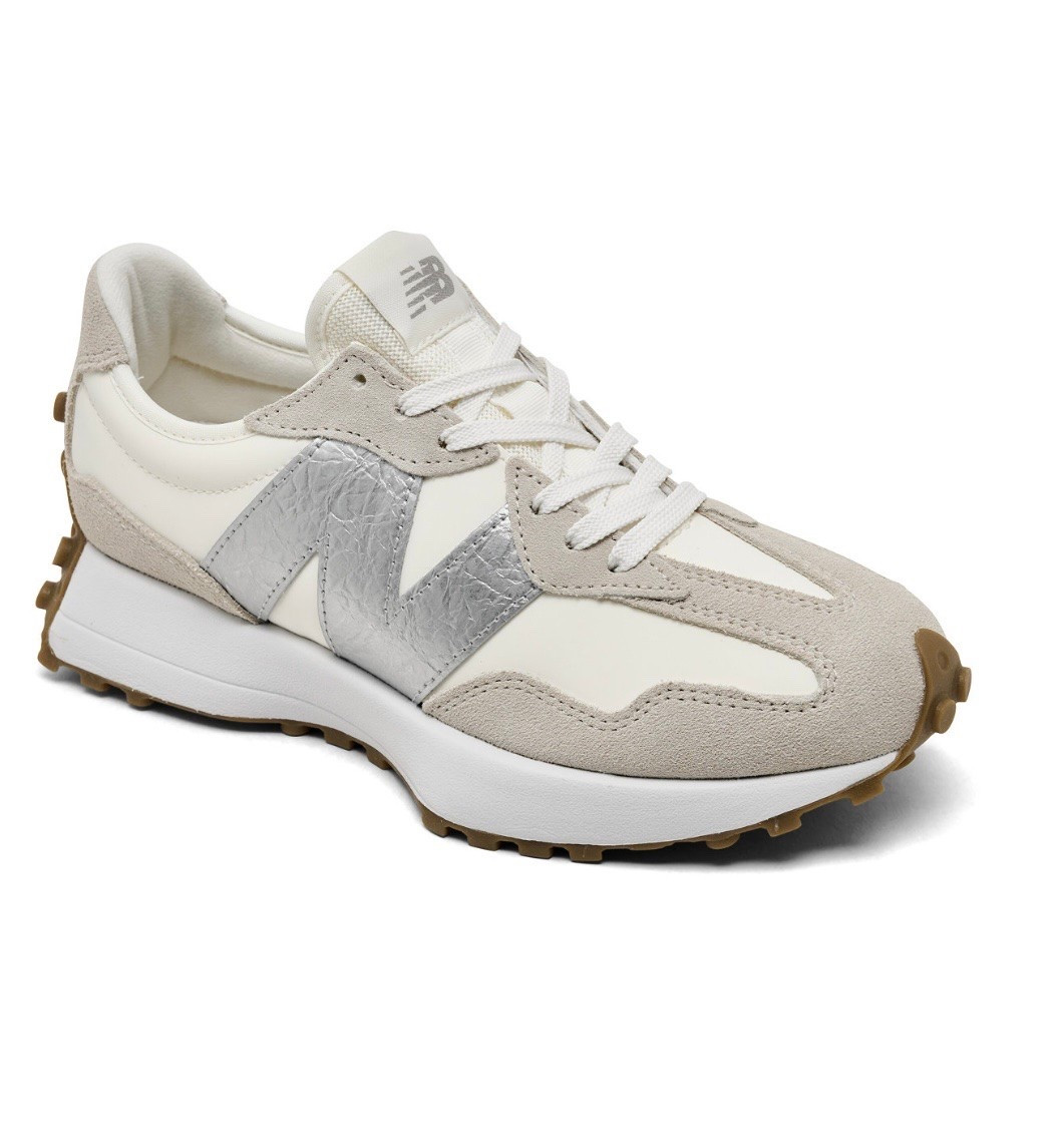 35% Off New Balance
Women's 327 Sneakers @Macy's

#LTKSaleAlert #LTKTravel #LTKmomlife