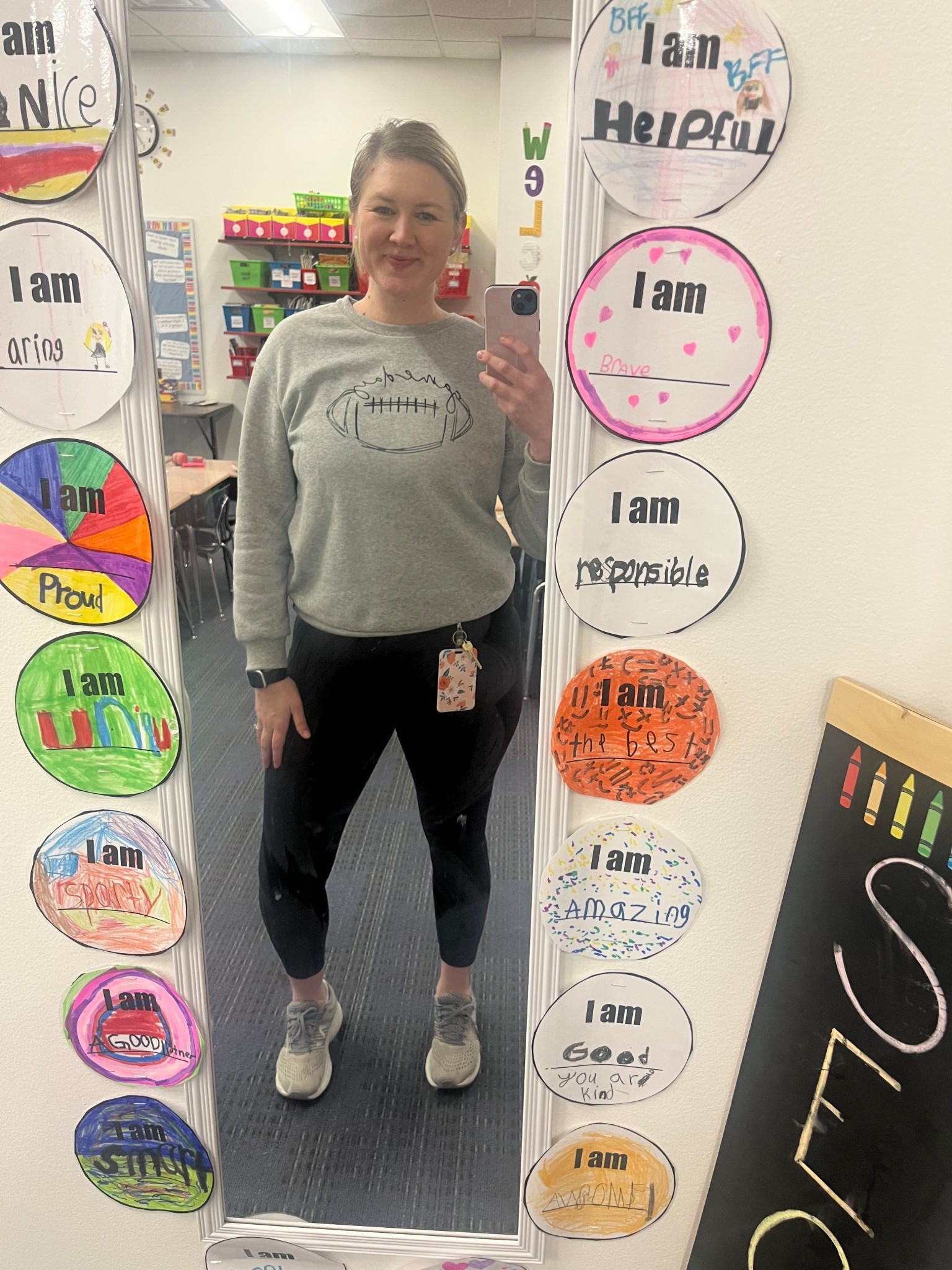 Texts from your admin saying “wear sweats tomorrow” >>>

#LTKootd #LTKMidsize