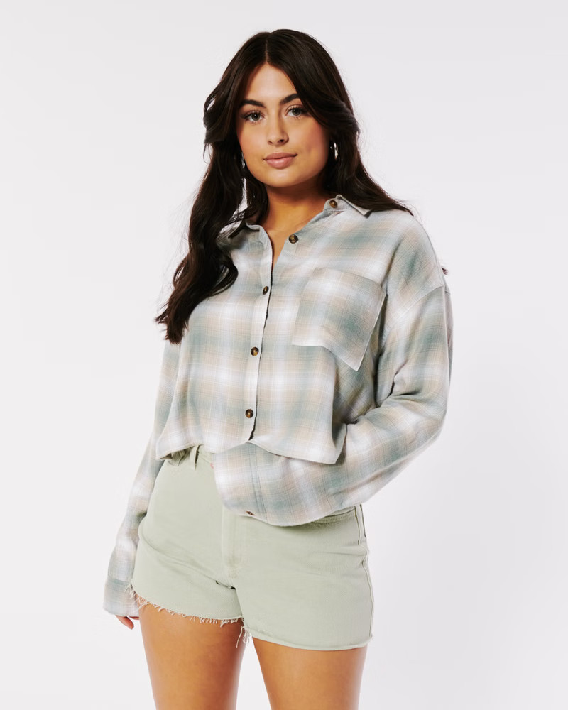 Women's Oversized Crop Flannel Shirt | Women's Tops | HollisterCo.com | Hollister (US)