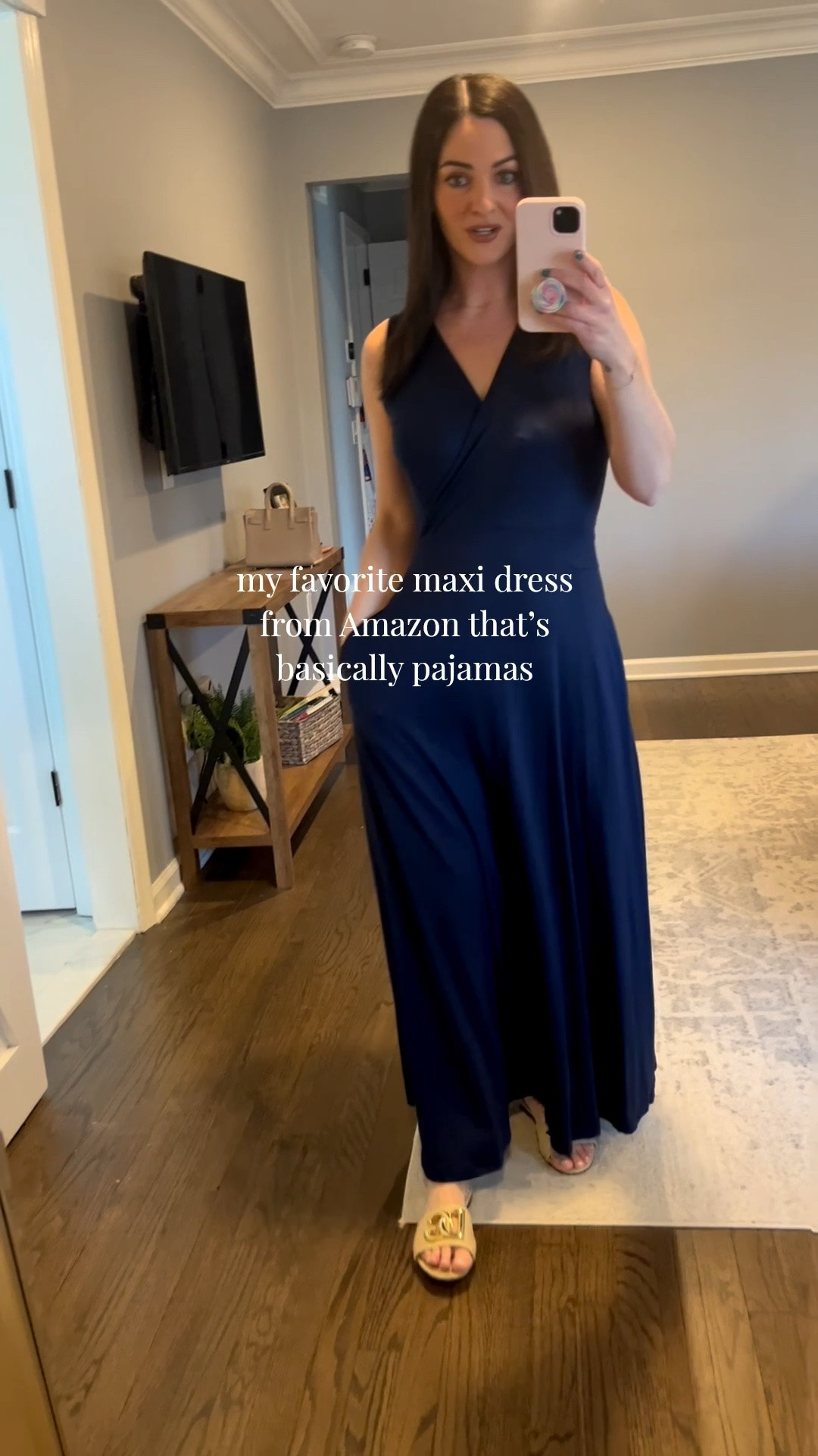 This Amazon maxi dress is basically pajamas disguised as an outfit 💙 SO soft, insanely comfy, and one of those effortless throw-on-and-go pieces that somehow still looks put together every time. Perfect for busy mornings, errands, coffee runs, travel days, or just when you want to be comfortable and cute 🙌 


@amazonfindsandfashion 
#LTKStyle #LTKFinds #AmazonFashion #AmazonStyle #MaxiDress #ComfyStyle #MomStyle #EverydayStyle #CasualChic #OOTD

#LTKmomlife #LTKPetite #LTKWorkwear
