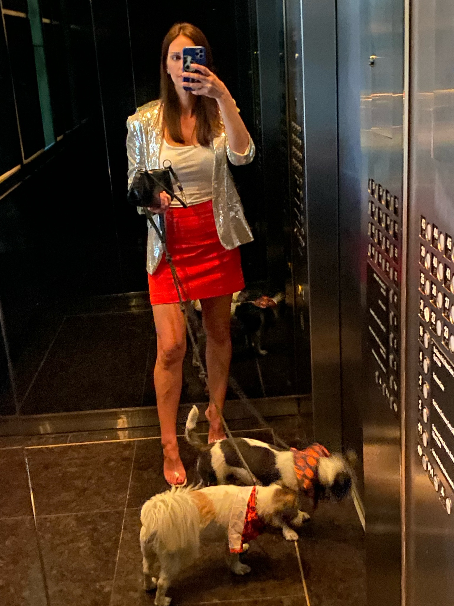 Sequin blazer is perfect for holiday parties or New Year’s Eve 

#LTKHoliday #LTKstyletip #LTKsalealert