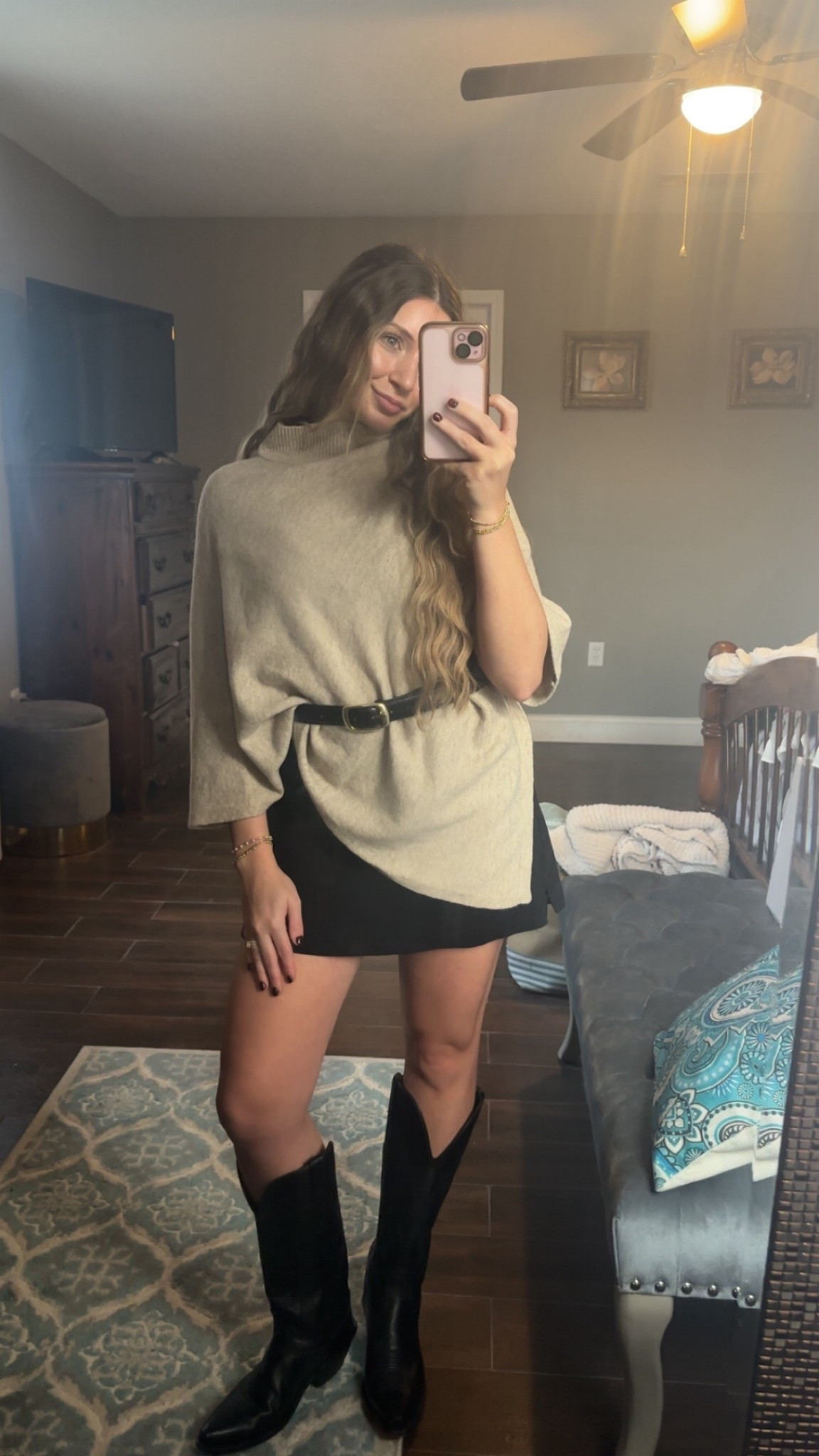 I’m obsessed with this $25 poncho!!🫶🏻 #thankgivingoutfitinspo #falloutfit #winteroutfit 

#LTKootd #LTKHoliday