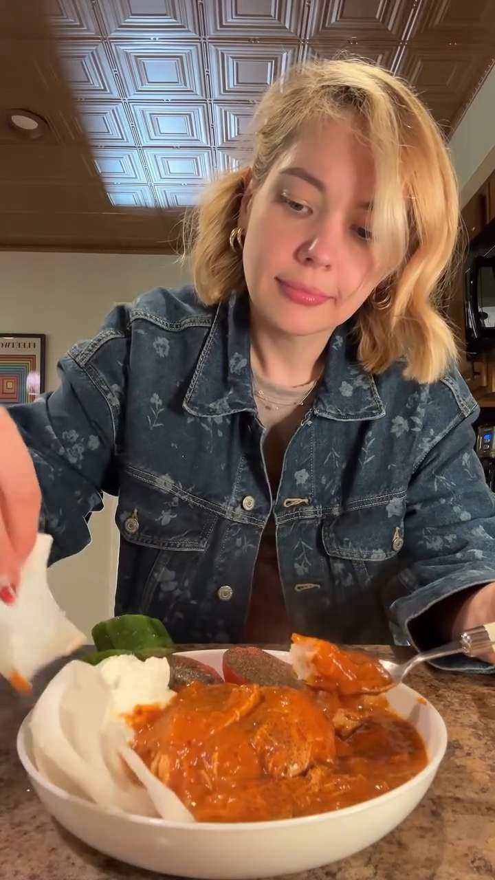 School night dinner 🍛 This was a little spicy! 3/4 kids had grilled cheese and strawberries and James had a side of Tums 😆  

 #LTKootd #LTKfoodie #LTKvlog