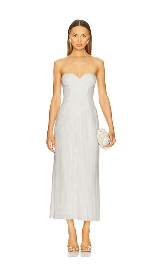 Cult Gaia Ashika Gown in White. - size 4 | Revolve Clothing (Global)