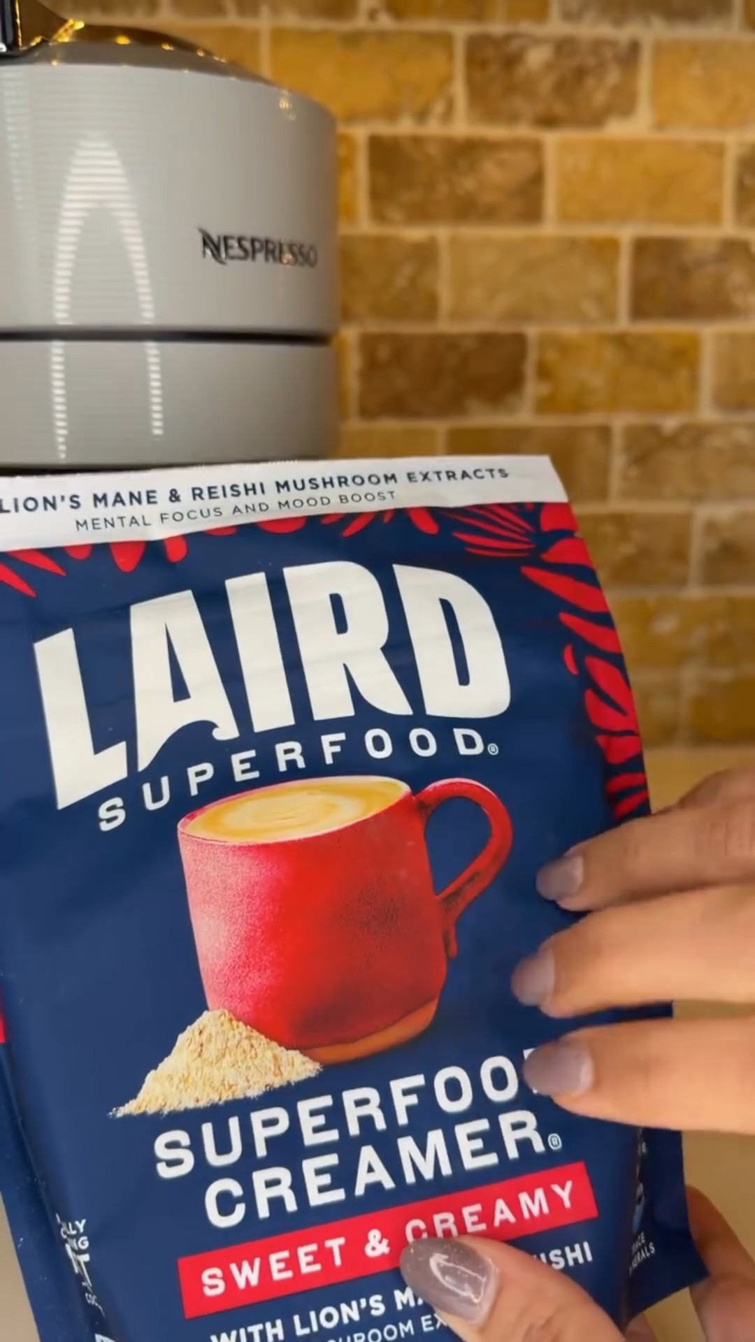 My morning coffee just got an upgrade with the Laird Superfood Creamer ☕️✨ I love how clean and creamy it makes my latte without any junk ingredients. And now they even have a brand-new liquid creamer that I need to try next — you can find it in the Whole Foods fridge section! 🛒🥥
If you love clean coffee, superfood creamers, and better-for-you ingredients, this one’s worth grabbing. 🤍

#partnership #LairdSuperfood #chicagohummingbirds @lairdsuperfood @wholefoods

#lairdsuperfood #lairdcreamer #superfoodcreamer #coffeecreamer #cleancreamer #wholefoodsfinds #wholefoodshaul #morningcoffeevibes #healthylifestyletips #betterforyou #coffeeathome #latteathome #coffeeblogger #wellnesstips #wellnesstribe #morningroutine #coffeerecipe #creamycoffee #coffeetime #homecafe