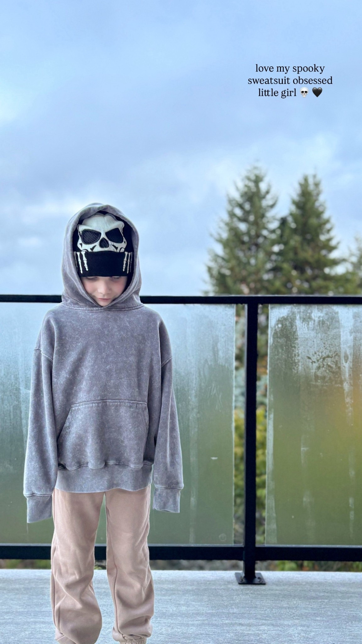 K I D S / Jade loves her new joggers from Walmart & I love my spooky sweatsuit obsessed little girl 💀🖤

Walmart Canada | The Gap Canada | Fall Fashion | Fall Outfit | Girls | Gender Neutral | Halloween | Skull | Beanie Glove Set

#LTKfall #LTKkids #LTKcanada