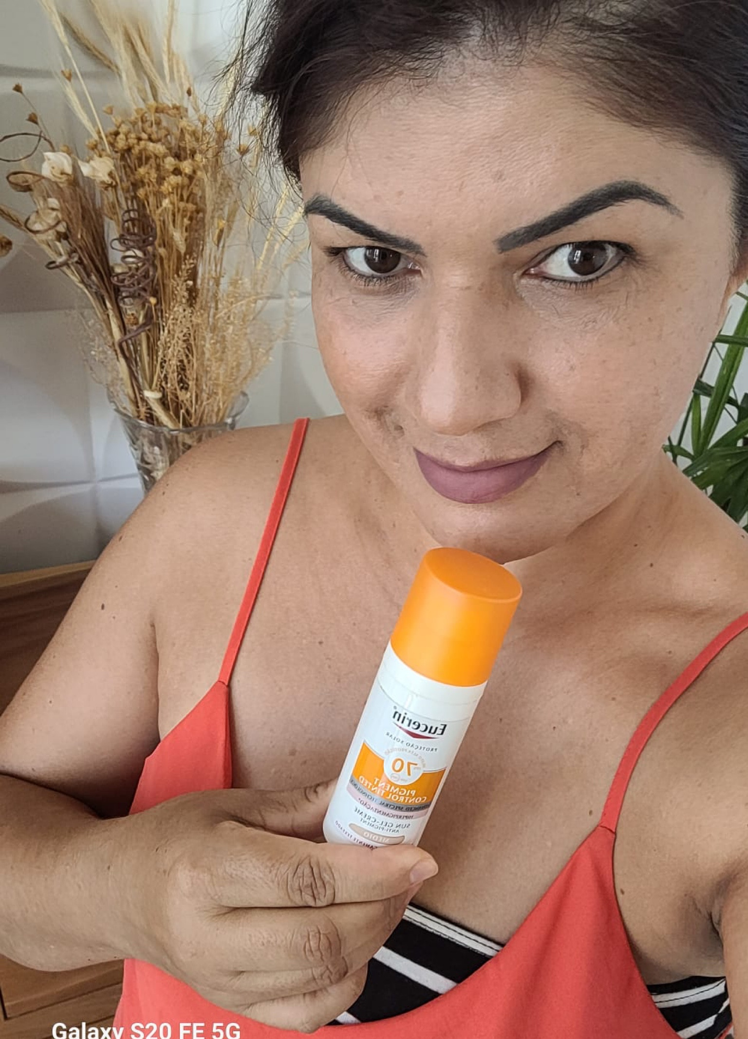 Protetor solar Eucerin fator 70 Pigment Control Tinted  (médio) uso e recomendo.

#LTKbeauty #LTKbrasil #LTKVideo