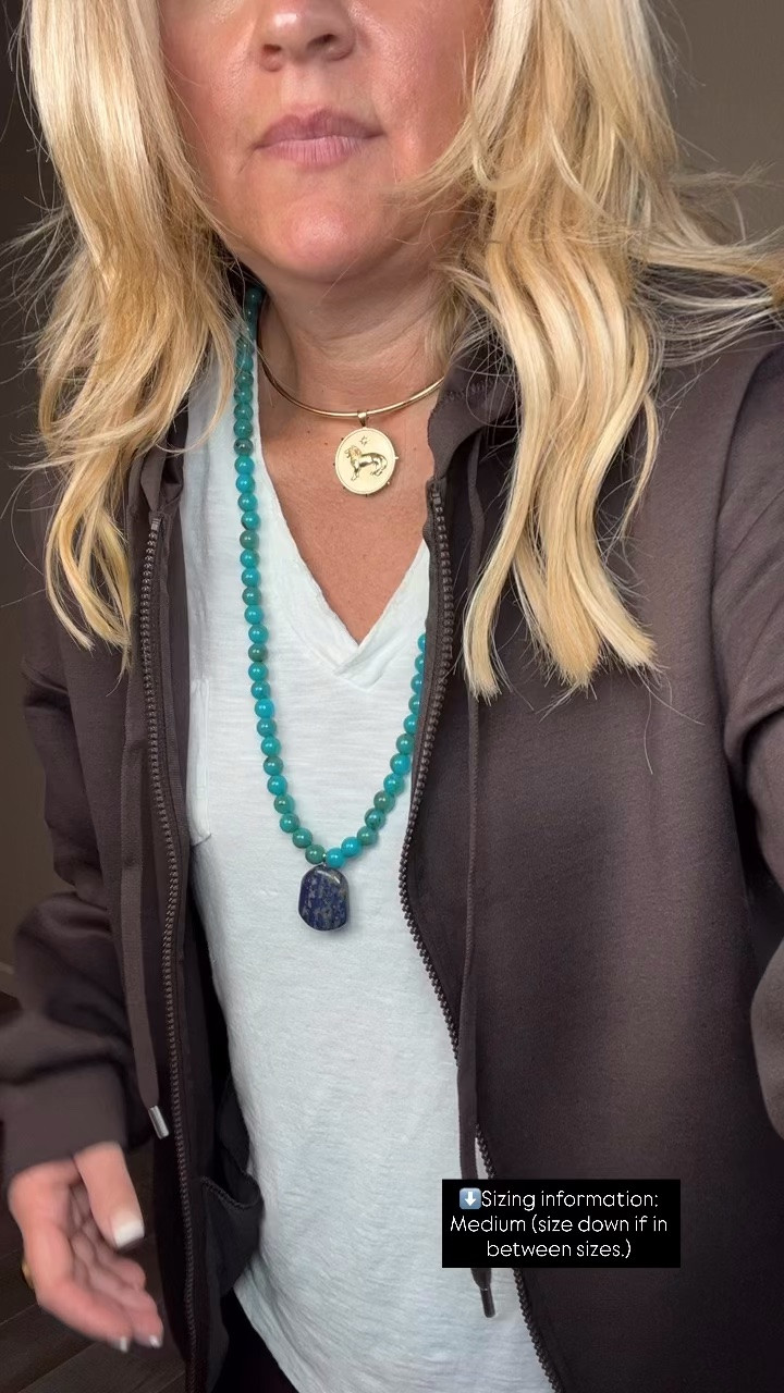 ✨Tap the bell, save and ❤️ start here over 40 fashion, midlife style, midsize fashion and luxury looks for less.  

⬇️Sizing information:
Leggings large (size down if in between sizes.) 
T shirt large (size up if in between sizes.)
Hoodie medium size down one FULL size it is very oversized


These under-$35 activewear finds passed my Outfit Physics™ test. 👈🏻

They LIFT the eye, SKIM the belly, BALANCE the proportions and they’re comfortable enough to actually live in.

At this price, I wouldn’t wait. Grab your size before the best colors and sizes are gone. 🏃‍♀️

Affordable, belly-friendly activewear that makes getting dressed feel easier? These are worth it.

👑 Helping you look good, feel good.-Lindsey Denver   Check back daily for belly-friendly style, confidence, and Outfit Physics™. 

👑 Helping you look good, feel good.-Lindsey Denver   Check back daily for belly-friendly style, confidence, and Outfit Physics™. 


#WalmartFashion #ActivewearOver40 #MidlifeStyle #BellyFriendlyStyle #OutfitPhysics

Comment SHOP below to receive a DM with the link to this post on my LTK ⬇ https://liketk.it/6lma7

#LTKOver40 #LTKMidsize #LTKPlusSize

Comment SHOP below to receive a DM with the link to this post on my LTK ⬇ https://liketk.it/6lmfV