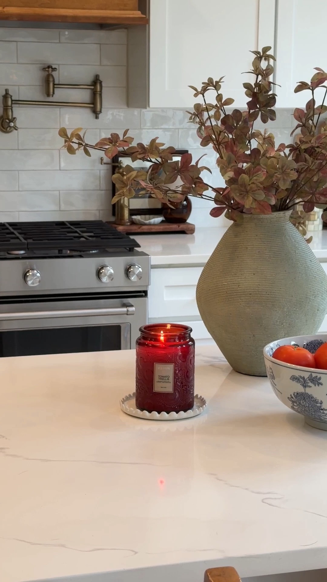When @Voluspa asked to send me their tomato trellis candle, I honestly wasn’t sure what to expect but it smells really good!

#LTKHome