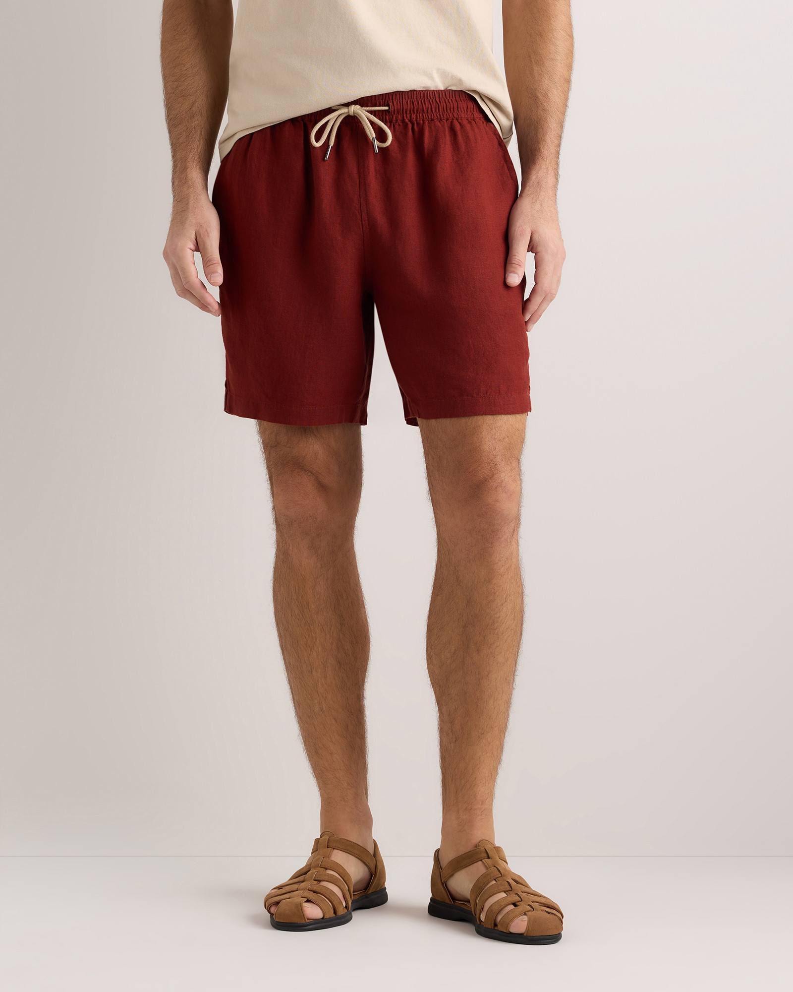 Quince | Men's 100% European Linen Drawstring Beach Short in Deep Navy, Size Medium | Quince